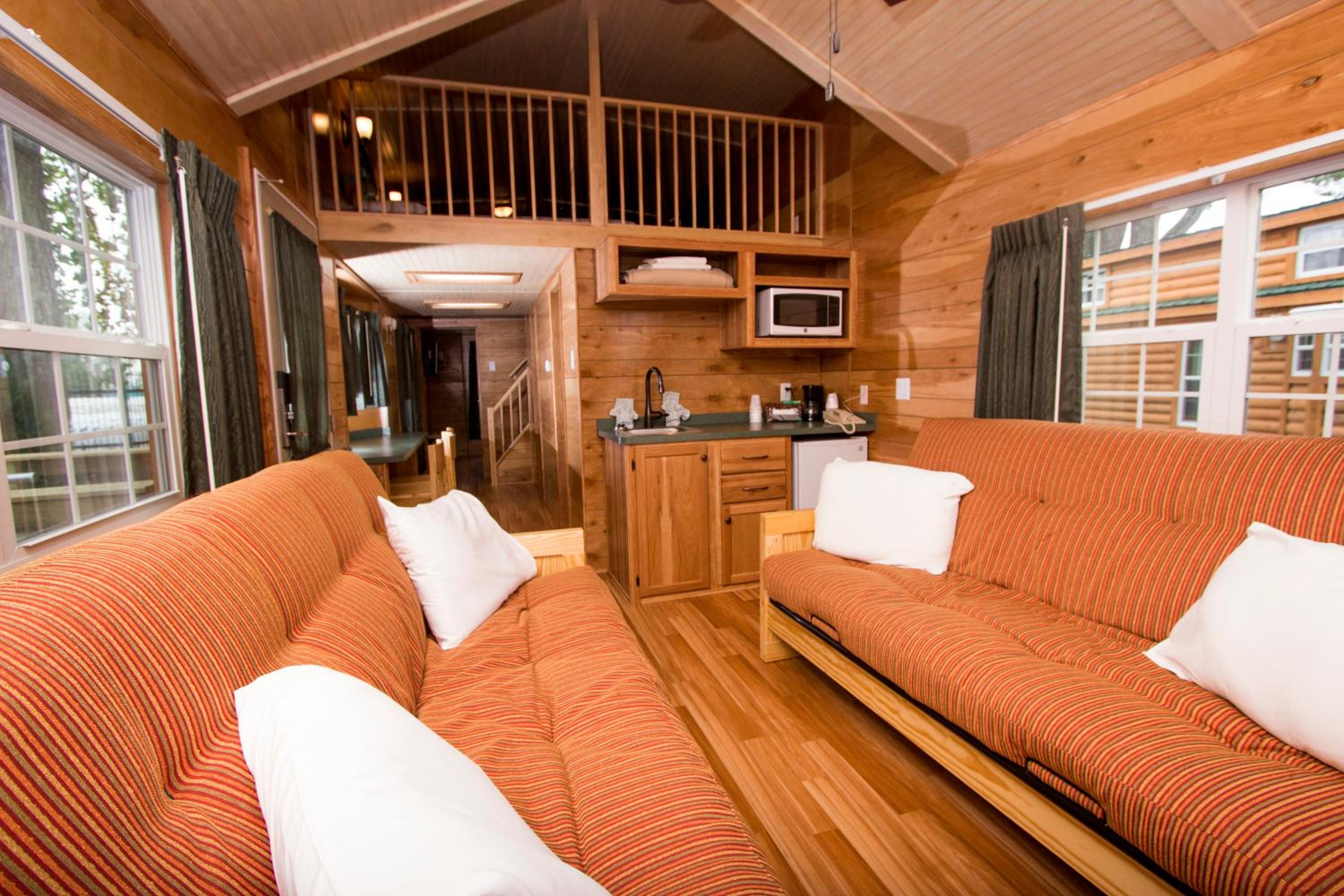 Deluxe Family Room photo 1