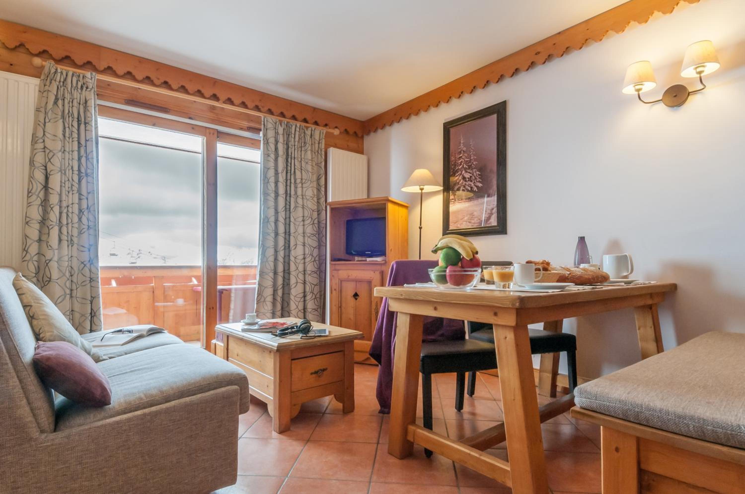 Two-Bedroom Apartment with Balcony (5 People)