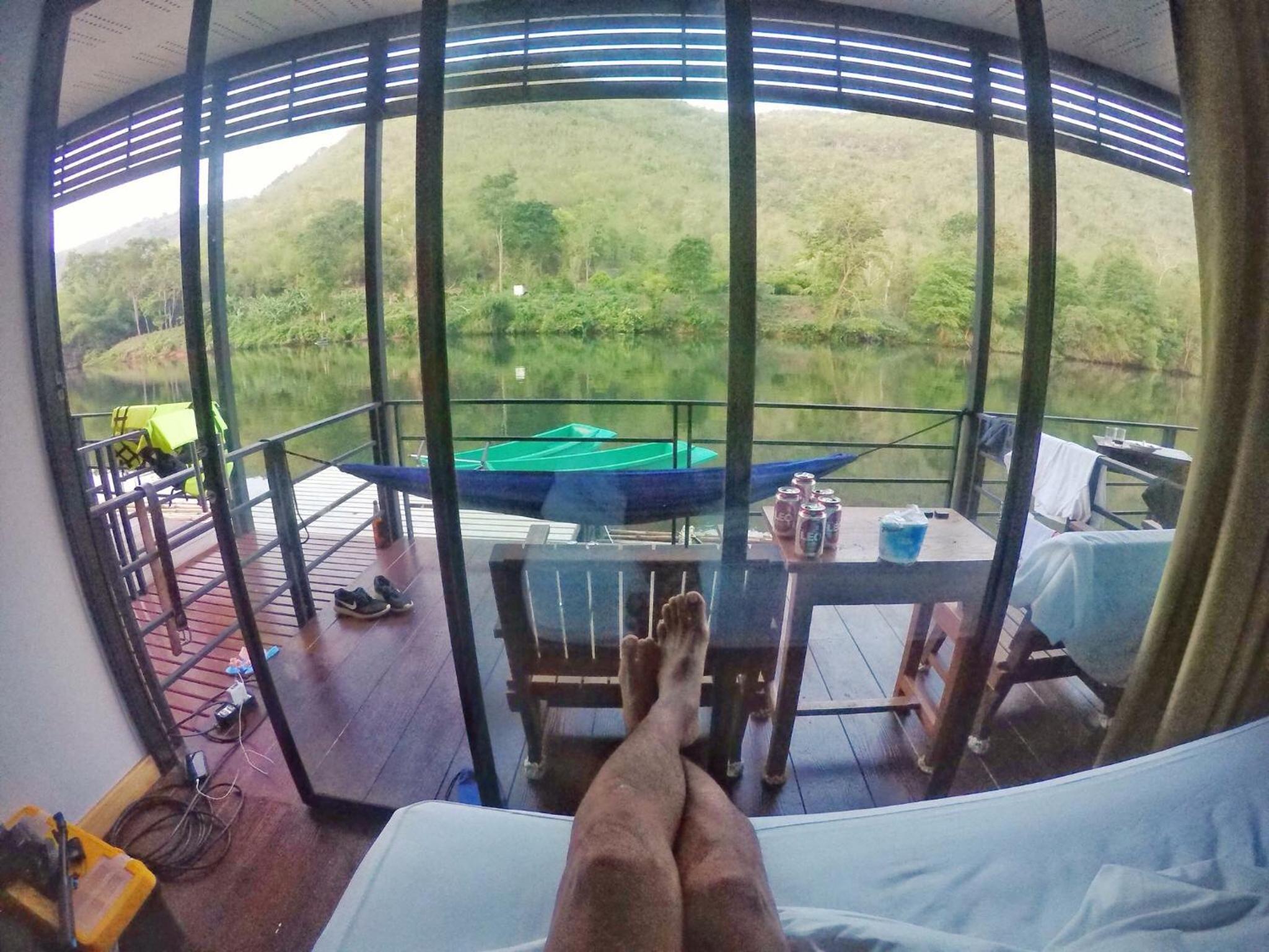 King Room with Lake View - Photo 14