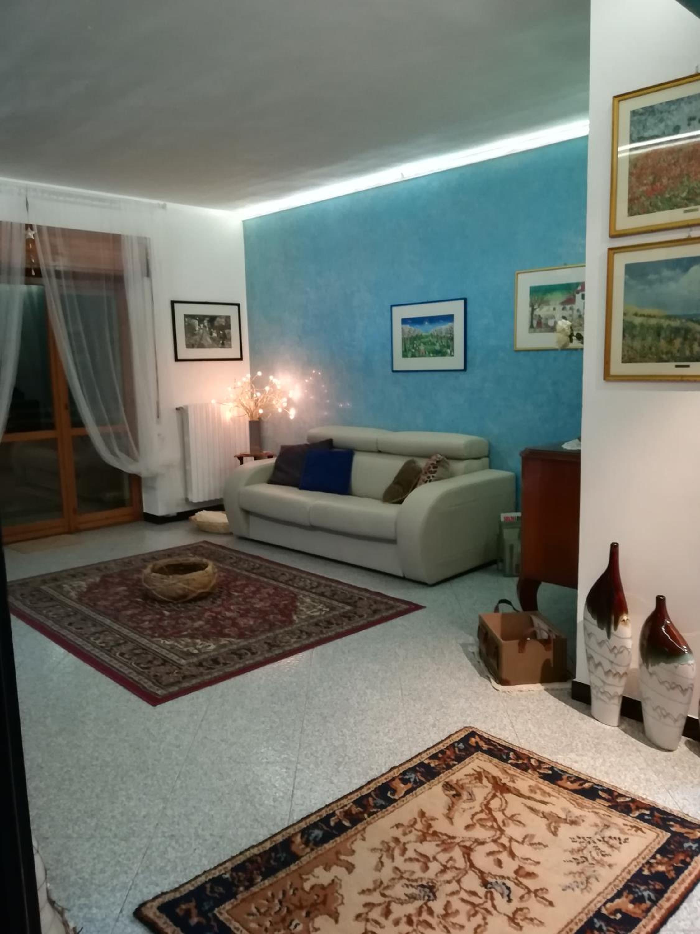Two-Bedroom Apartment - Photo 3