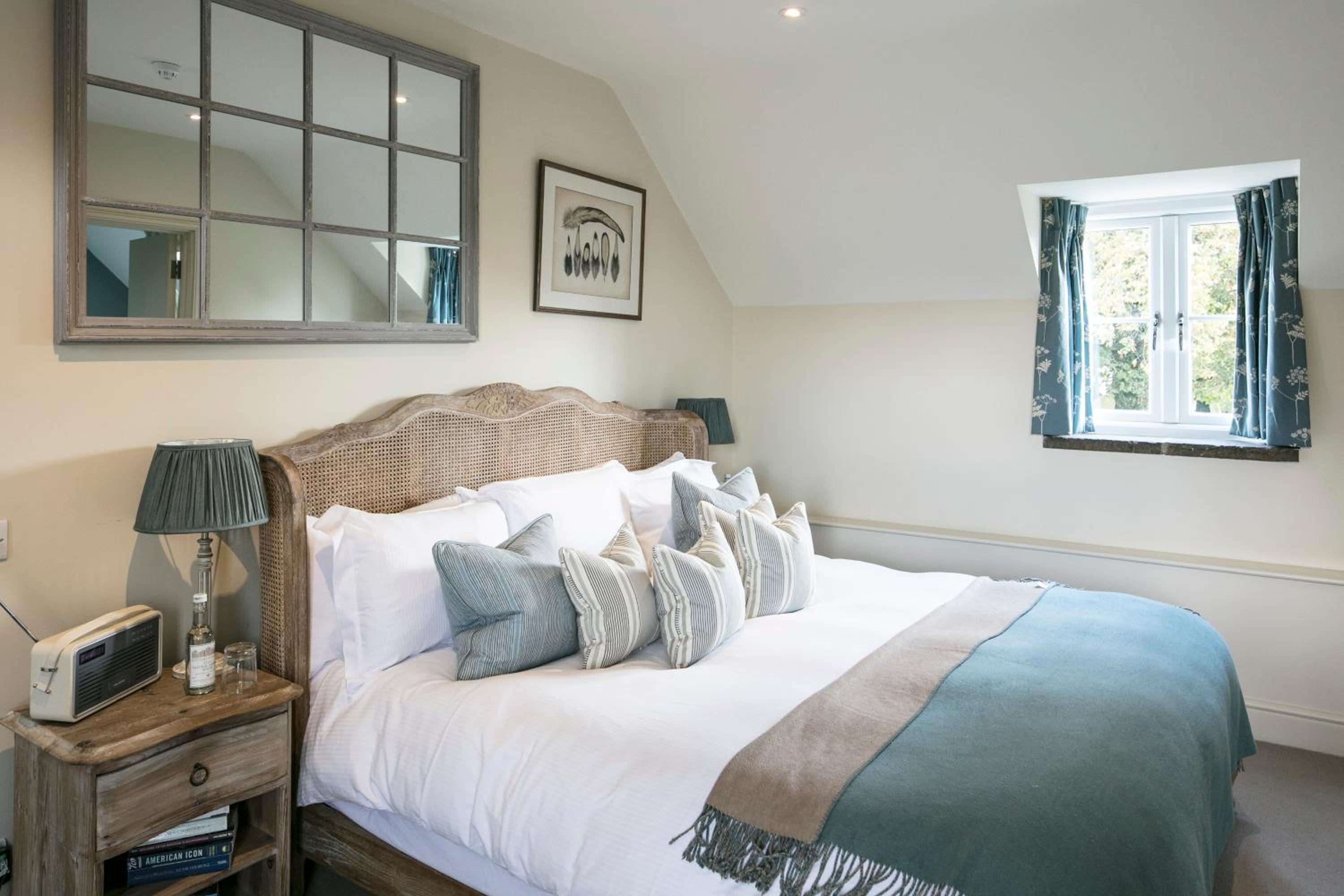 Deluxe Double Room with Bath