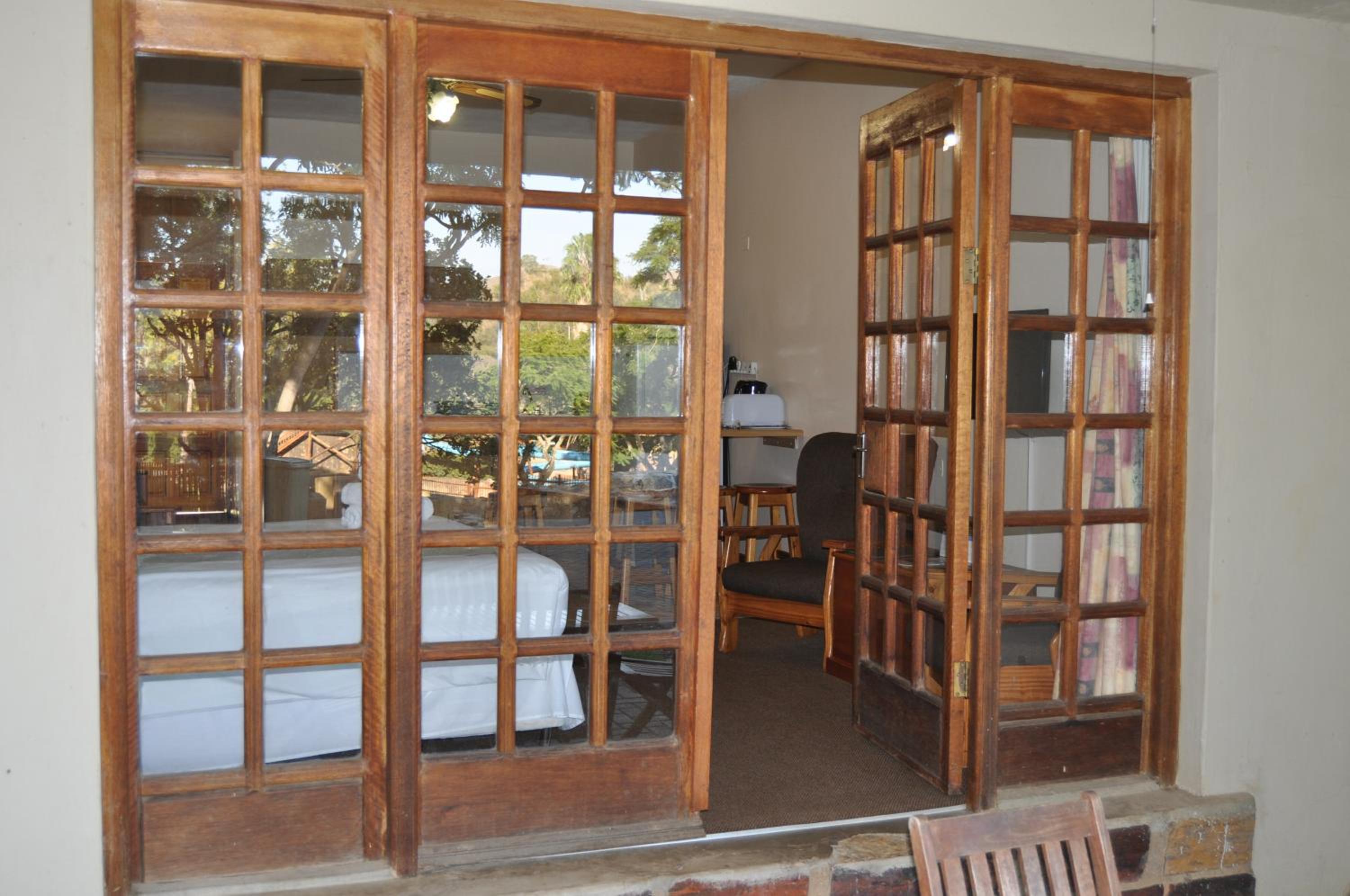 One Open Plan 4 Sleeper Chalet photo 2