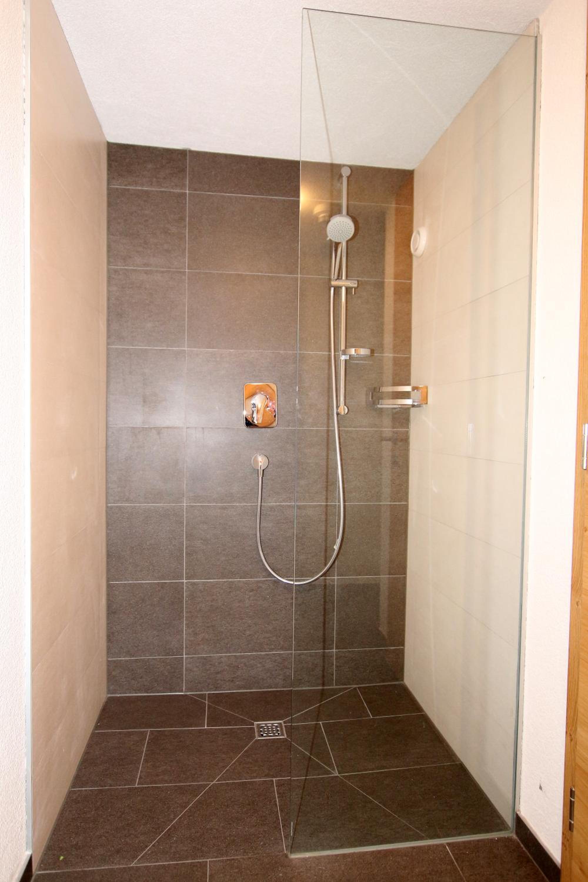 Quadruple Room with Private Bathroom photo 3