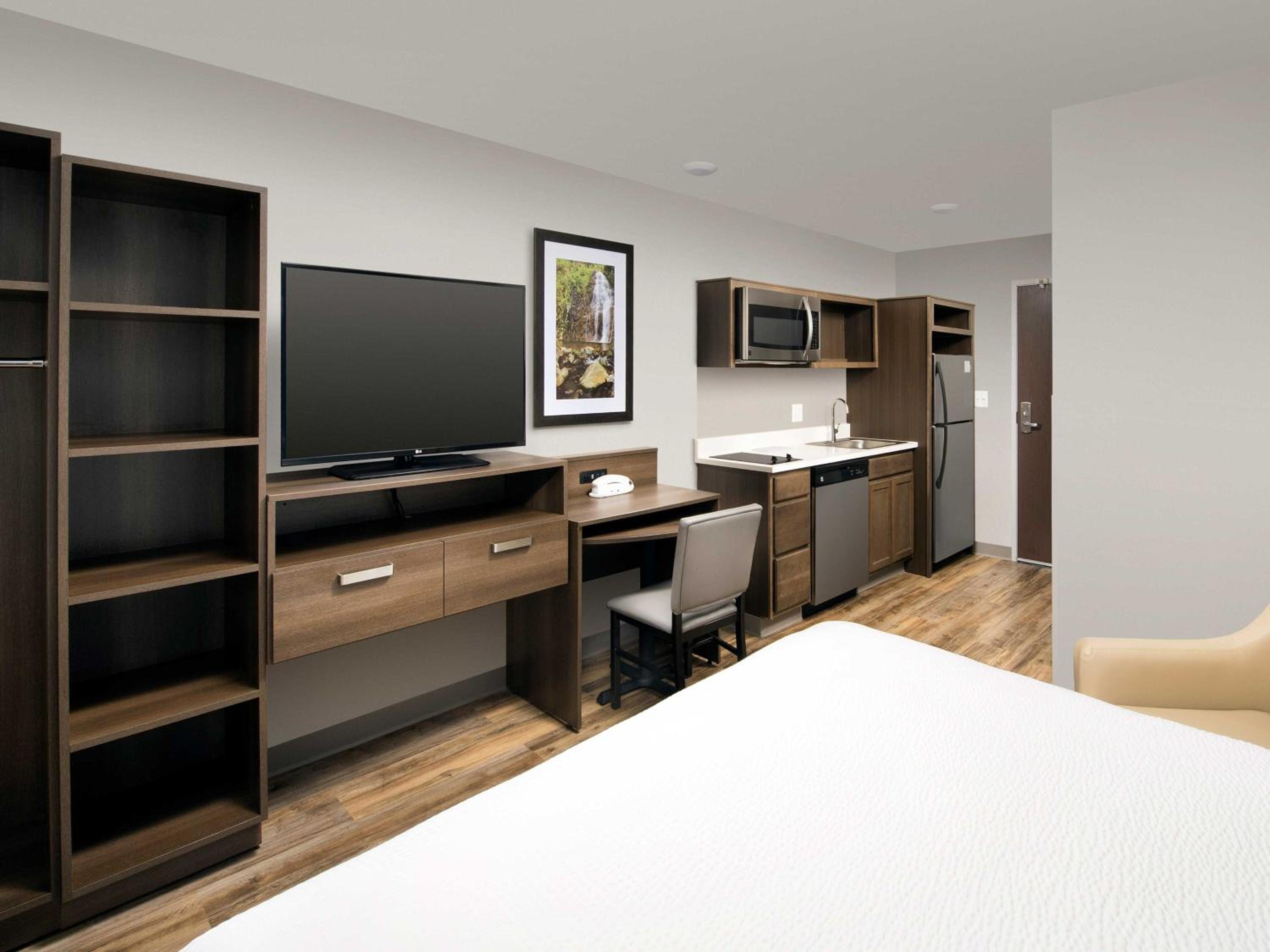 Queen Suite photo 1