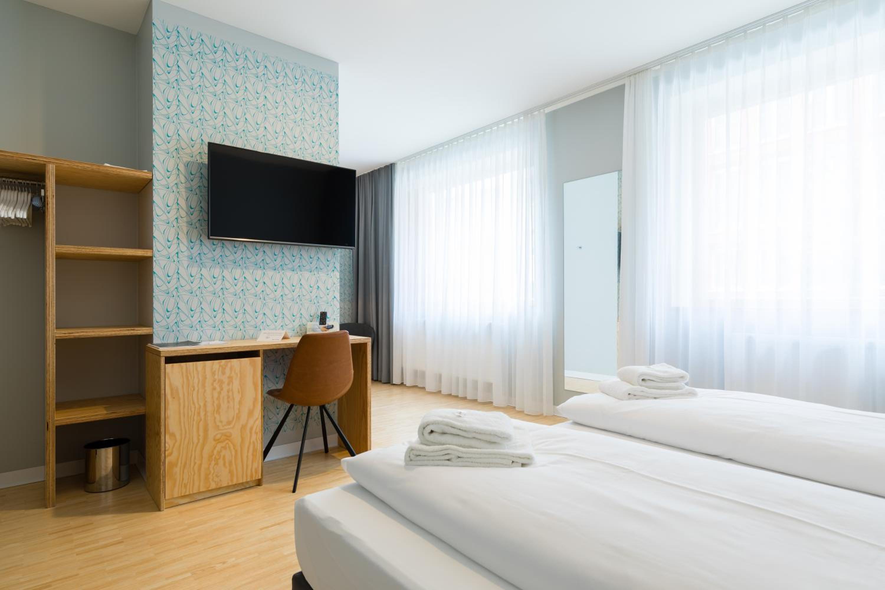 Double Room - Photo 2