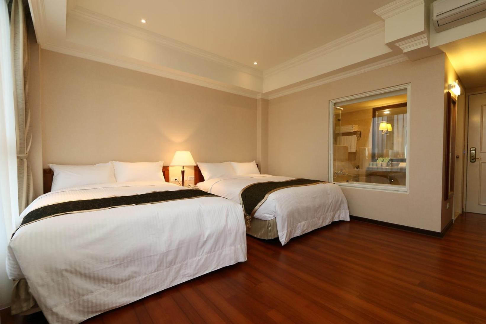 Superior Twin Room photo 2