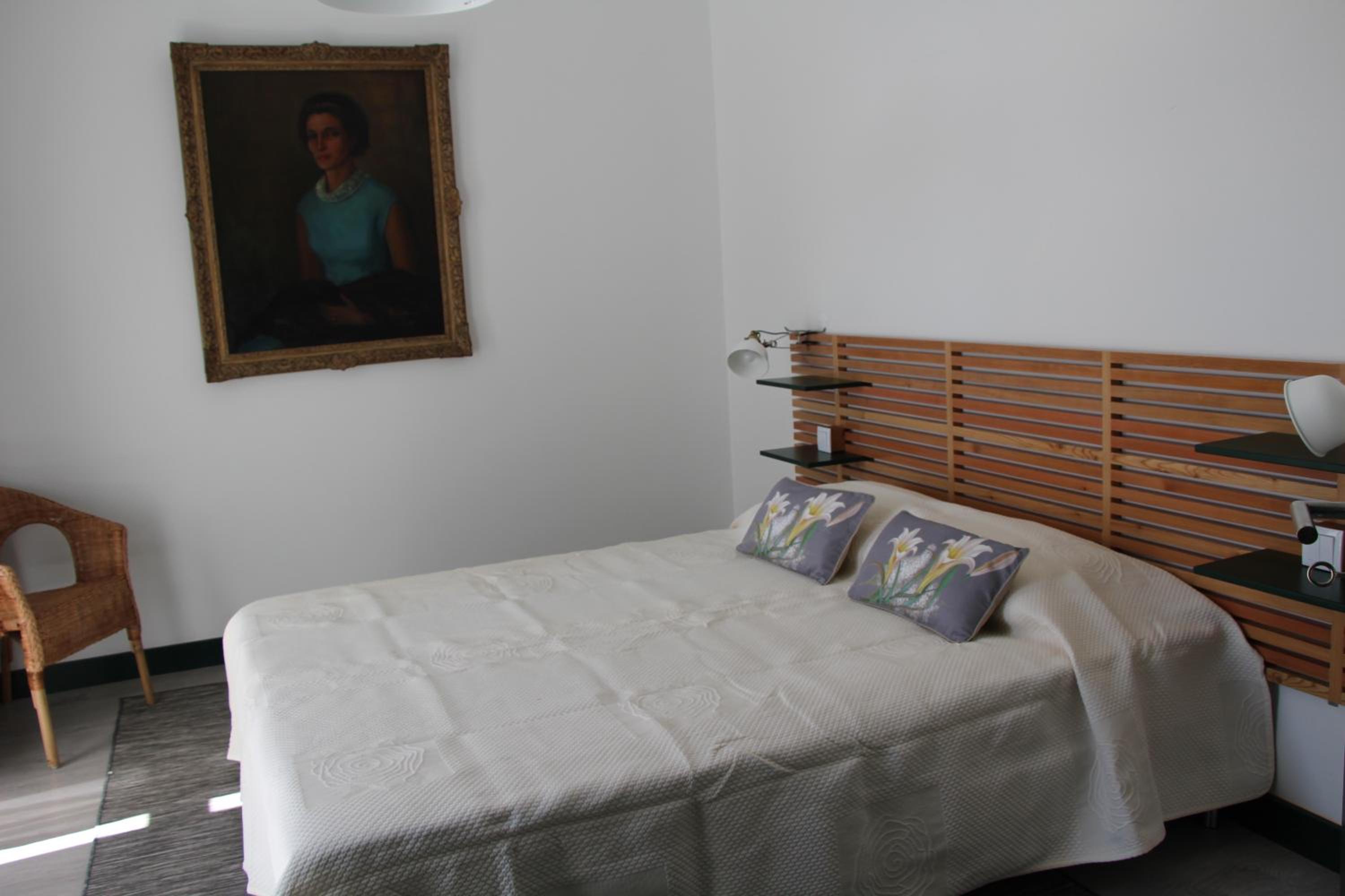 Two-Bedroom Apartment photo 3
