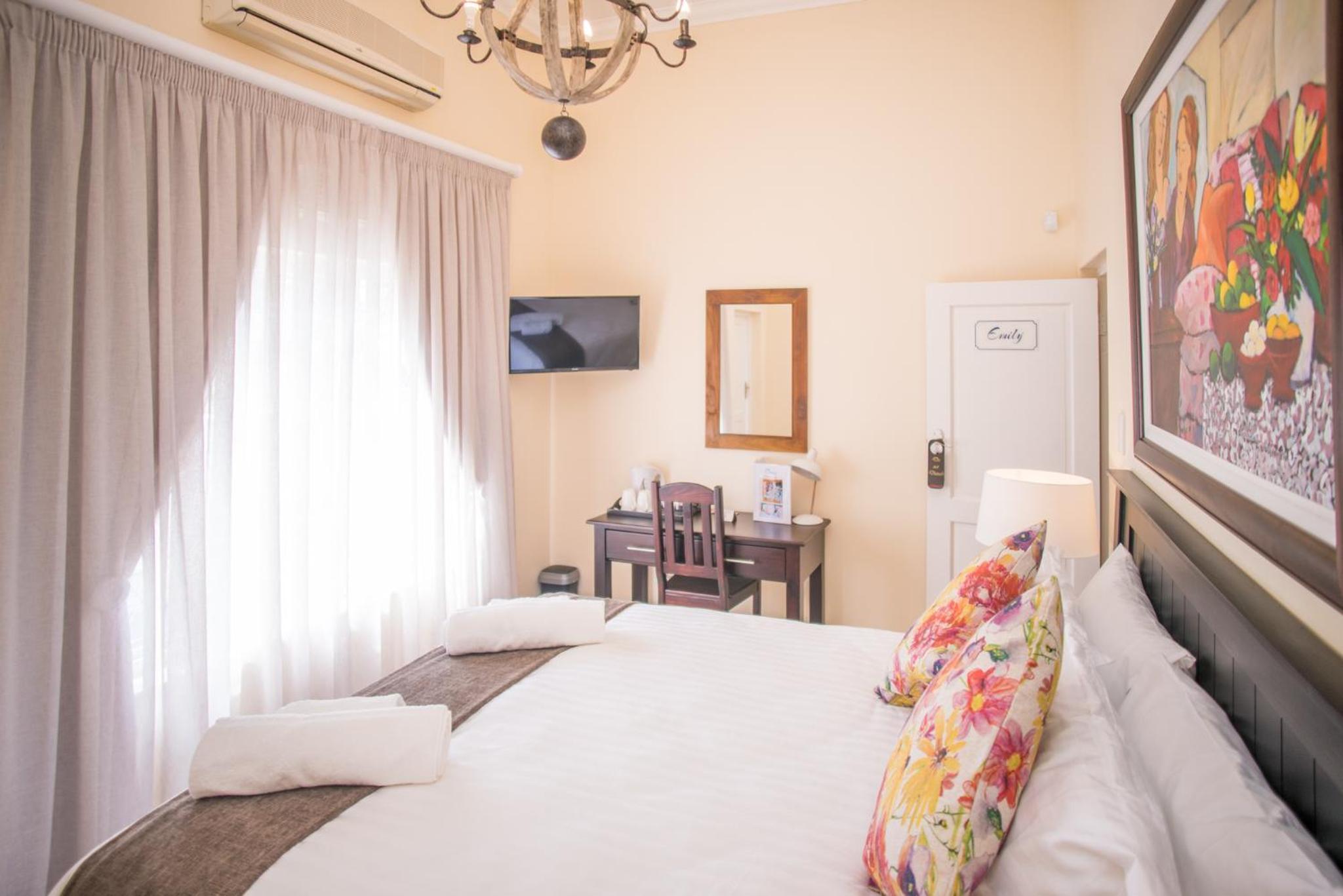 Luxury Double Bedroom - Photo 6