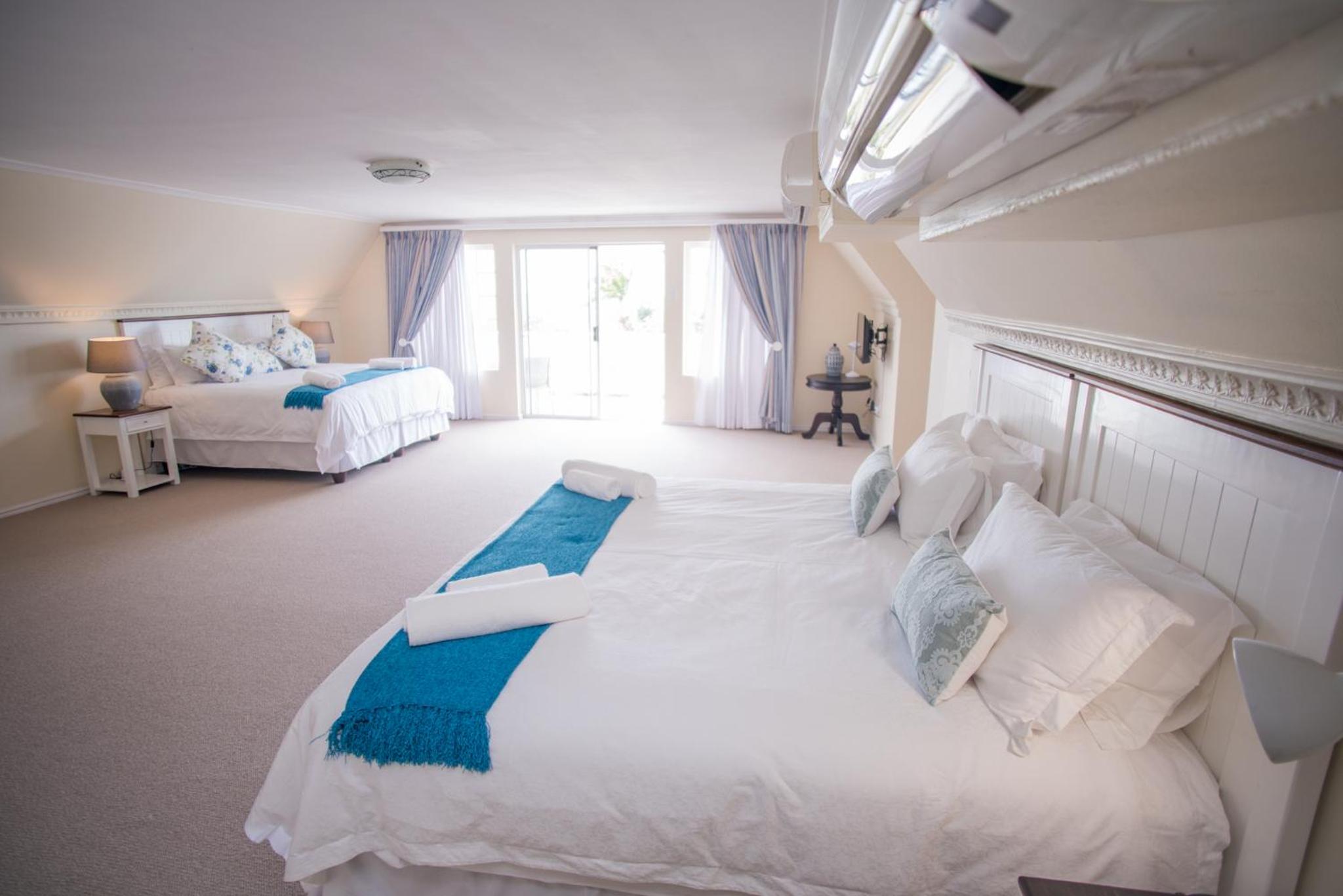 Apartment with Sea View photo 1