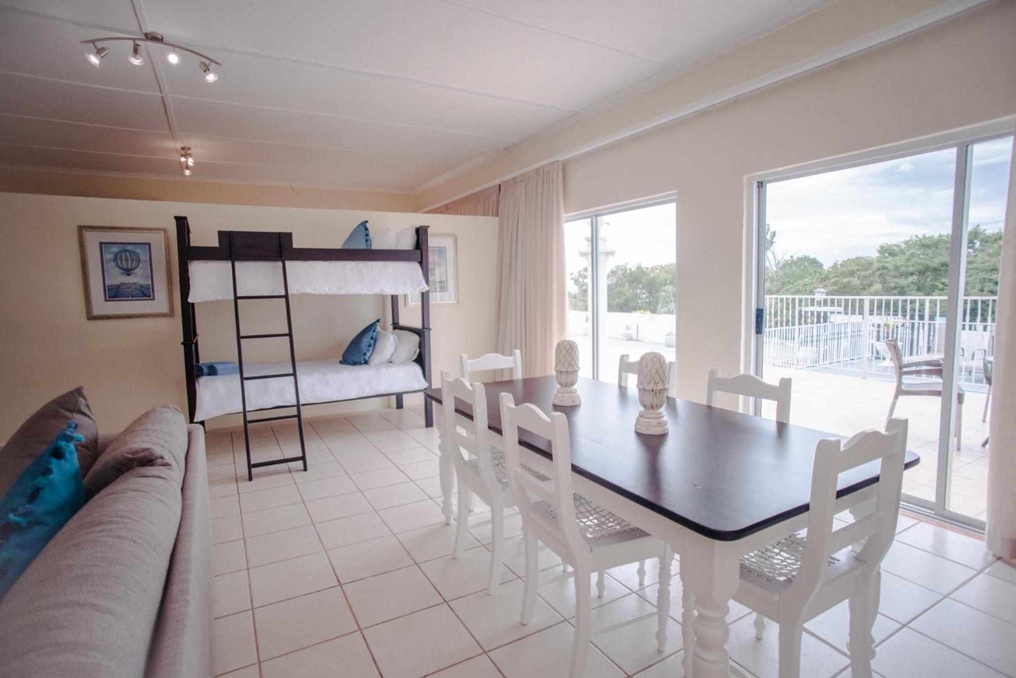 Apartment - Photo 4
