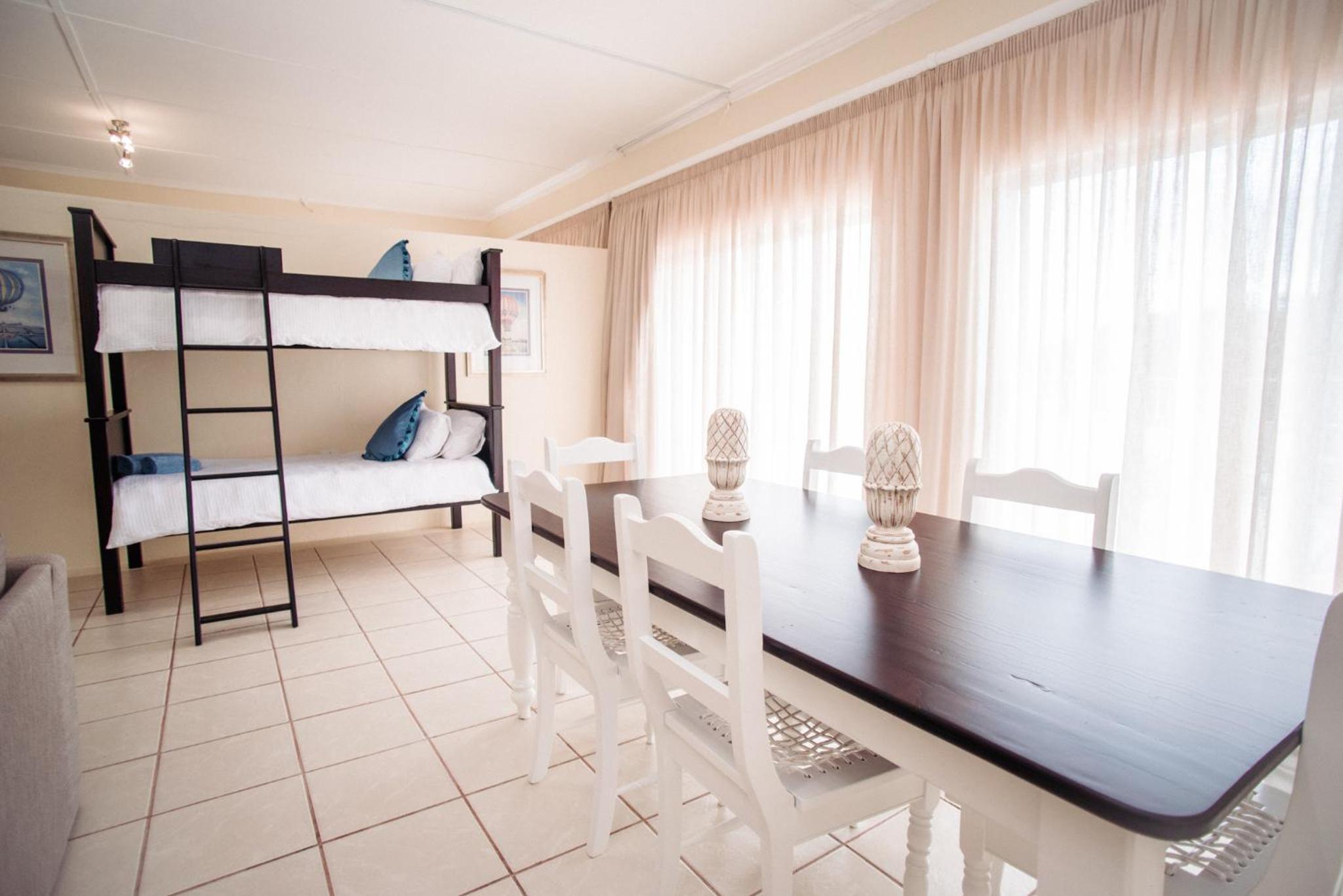 Apartment - Photo 2