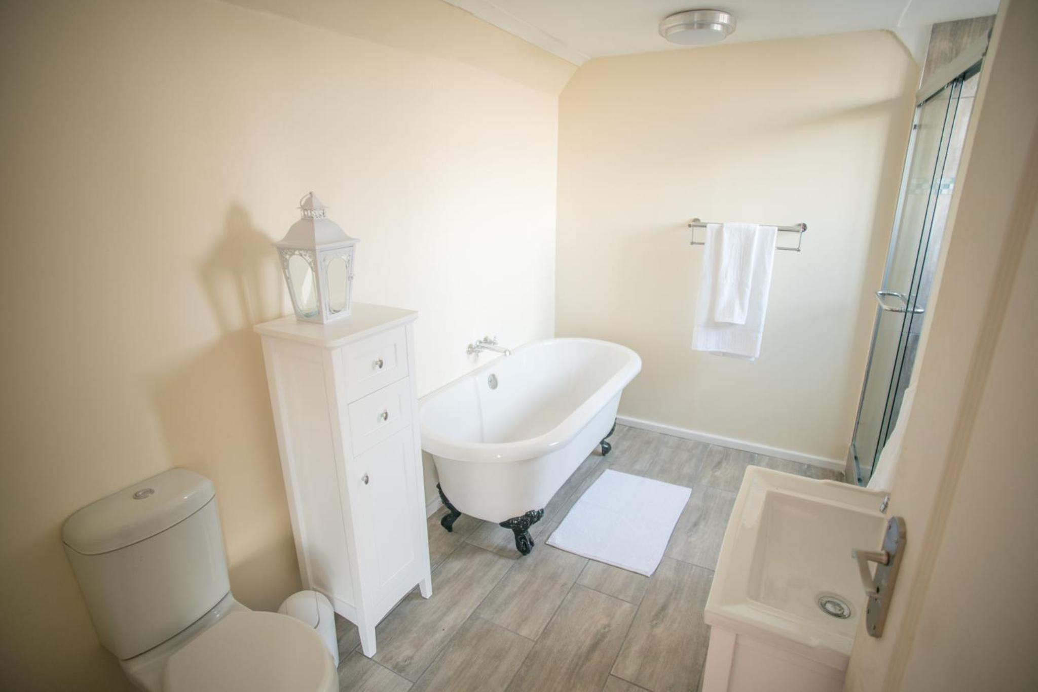 Family Room - Photo 6