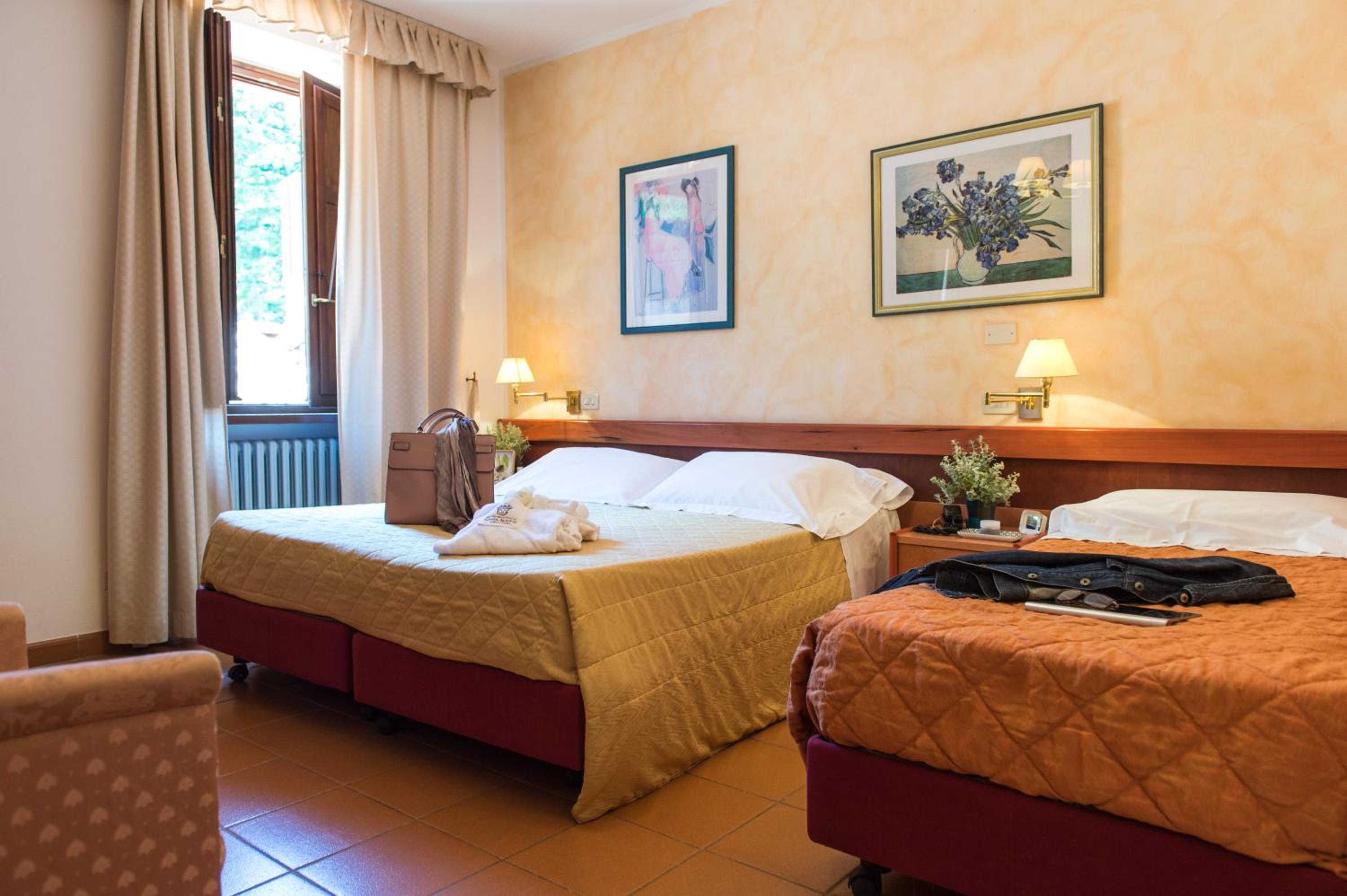 Double or Twin Room (Pets Allowed) photo 1