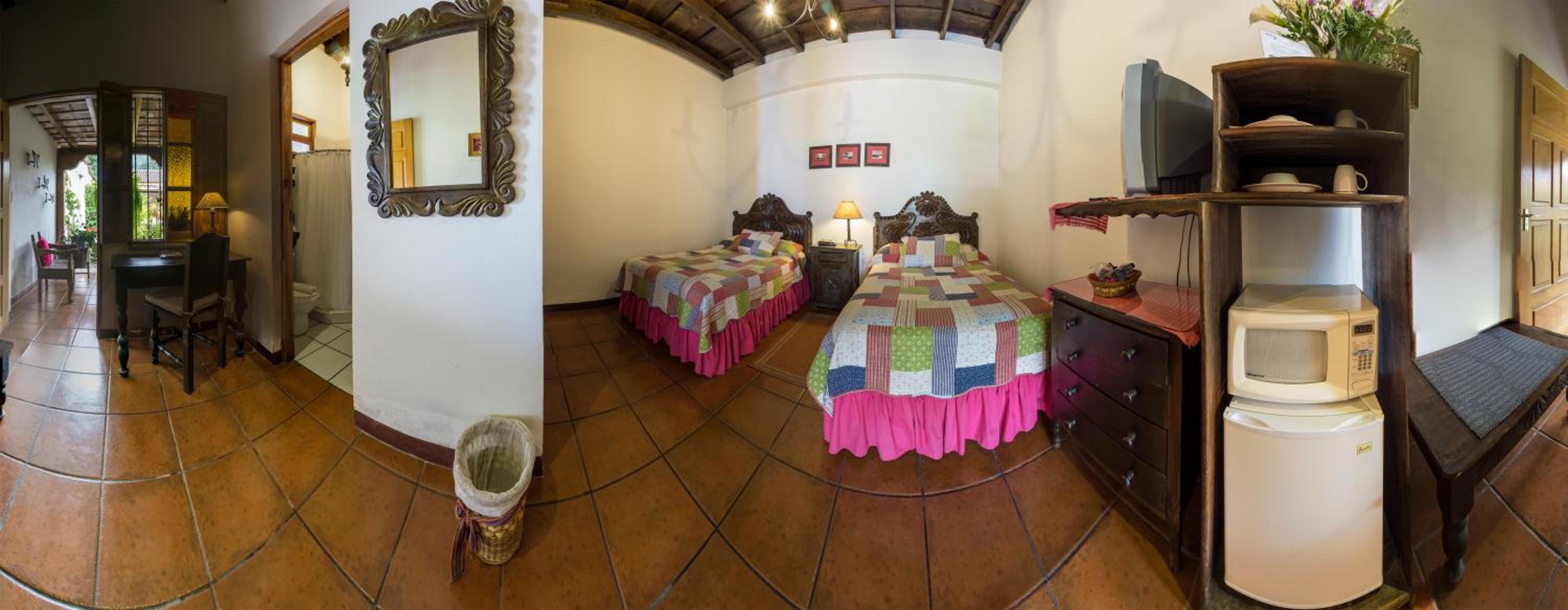 Double Room with Two Double Beds photo 1