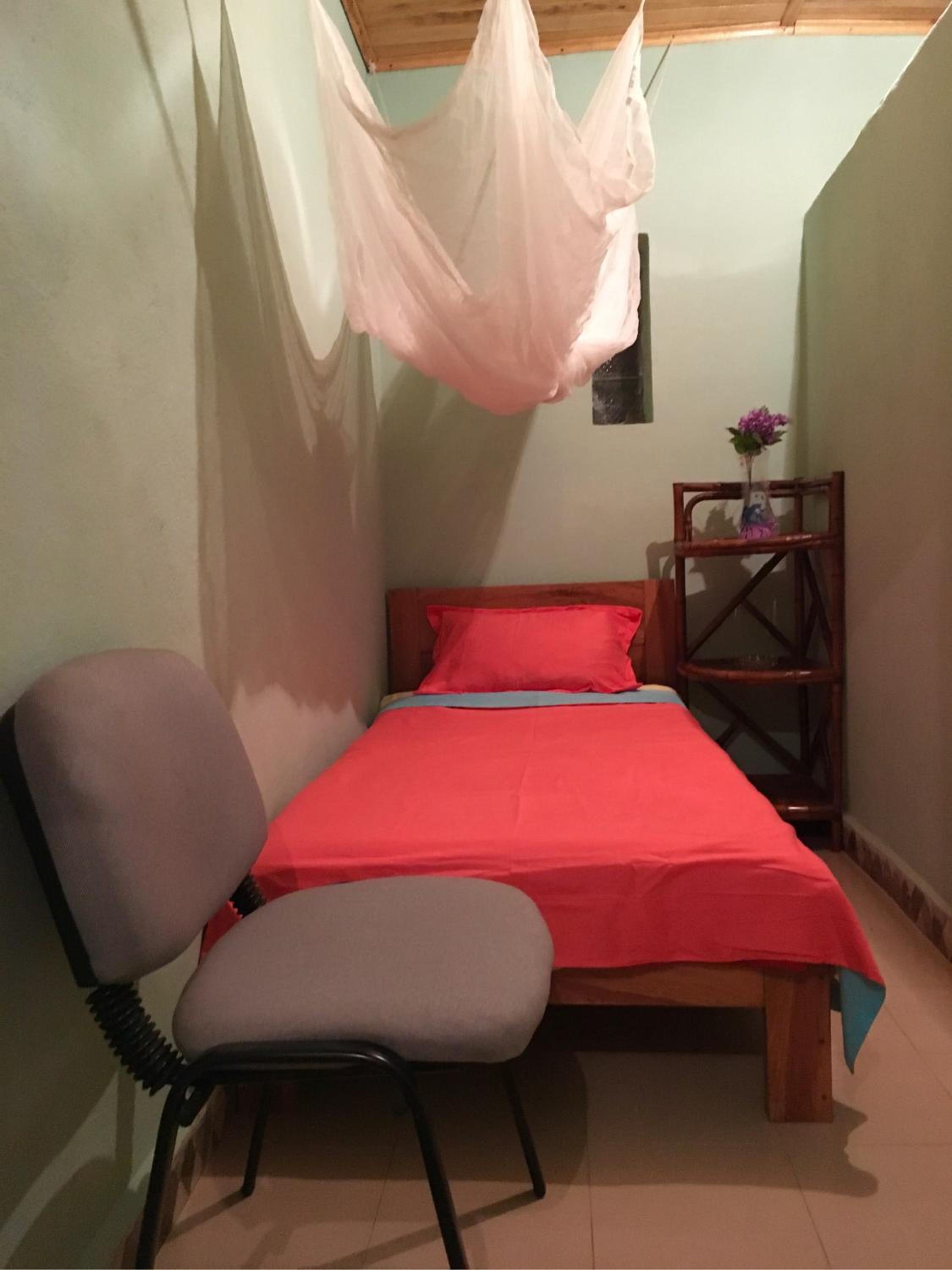 Single Room photo 1