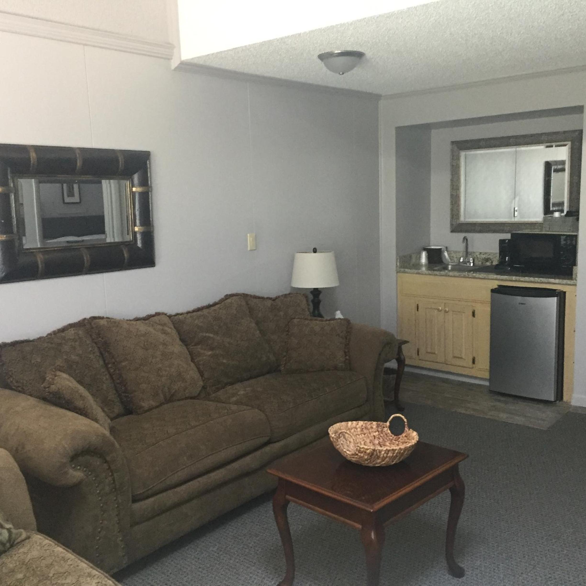 Deluxe Junior Suite - Photo 2