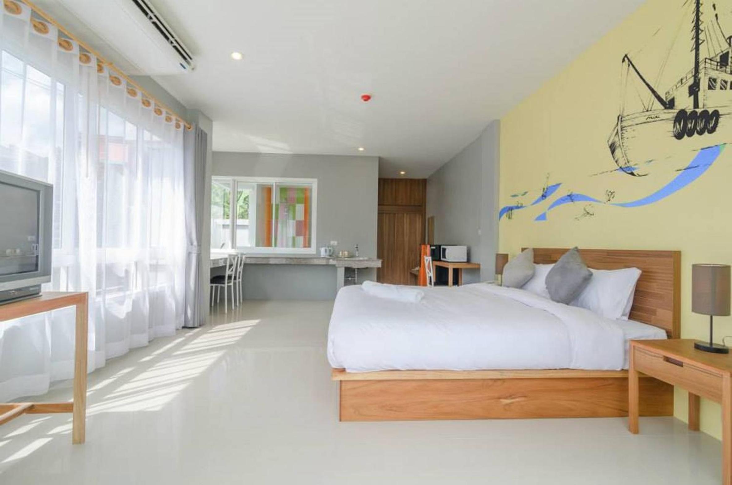 Deluxe Double Room with Pool View - Photo 1
