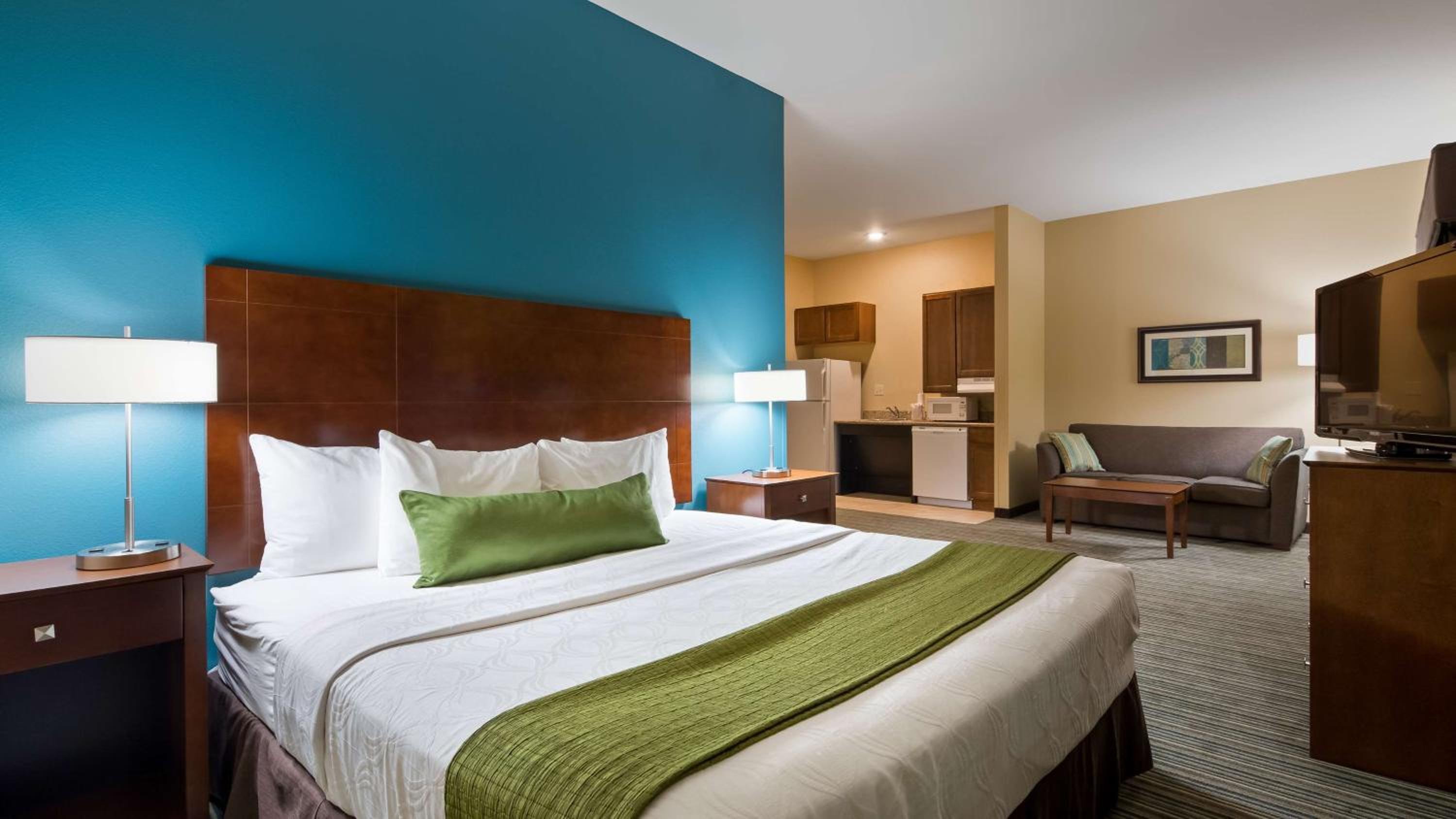 King Suite with Sofa Bed