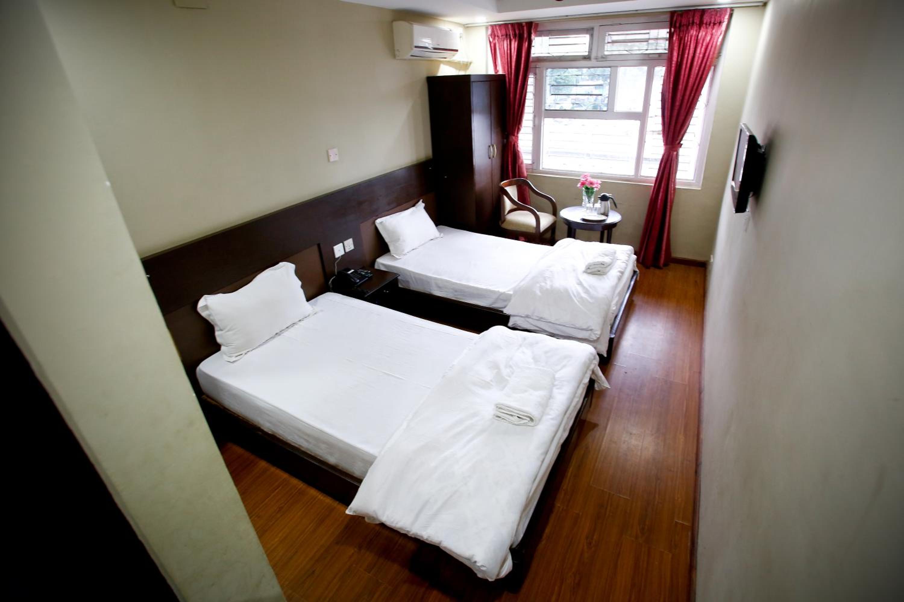 Standard Double or Twin Room - Photo 2