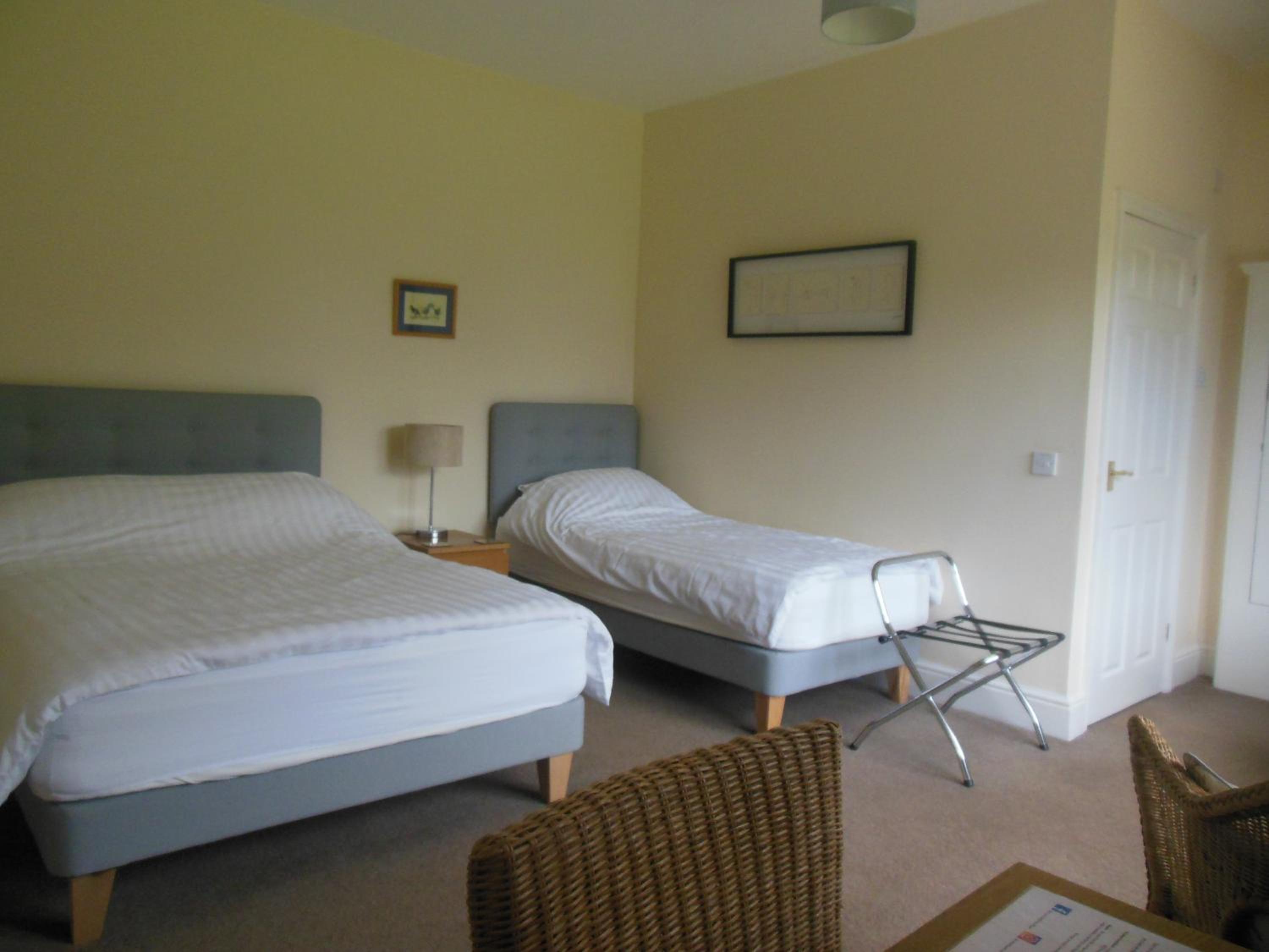 Double or Twin Room photo 3