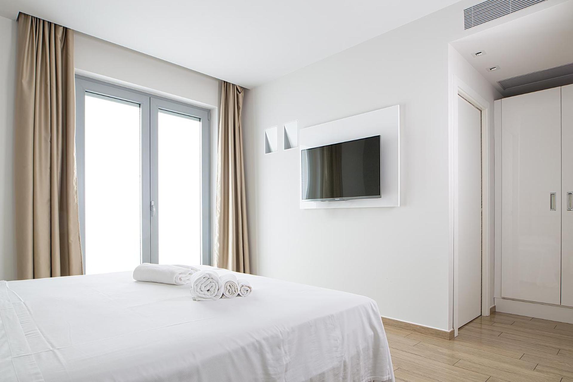 Double Room with Balcony photo 2