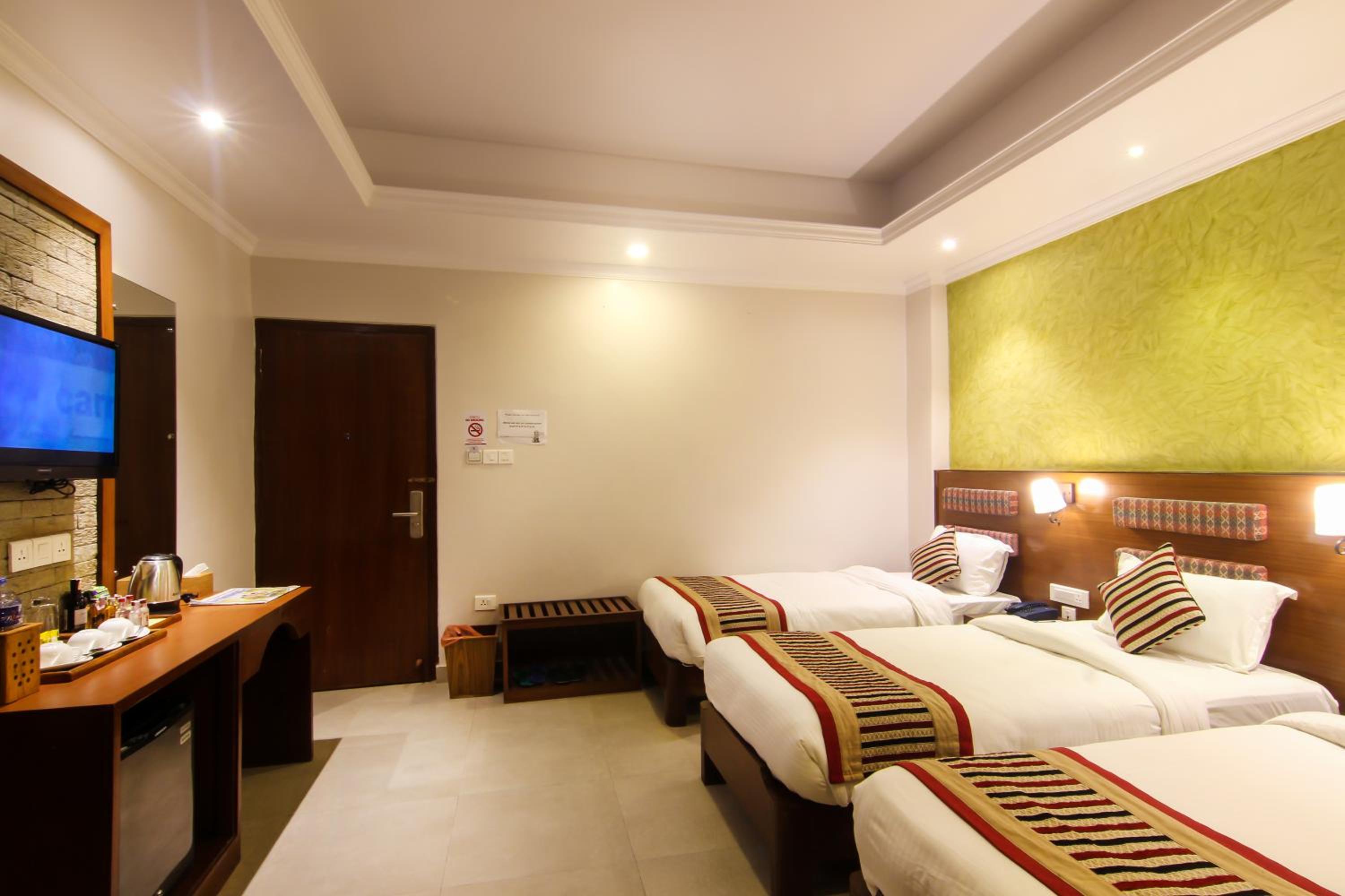 Triple Room