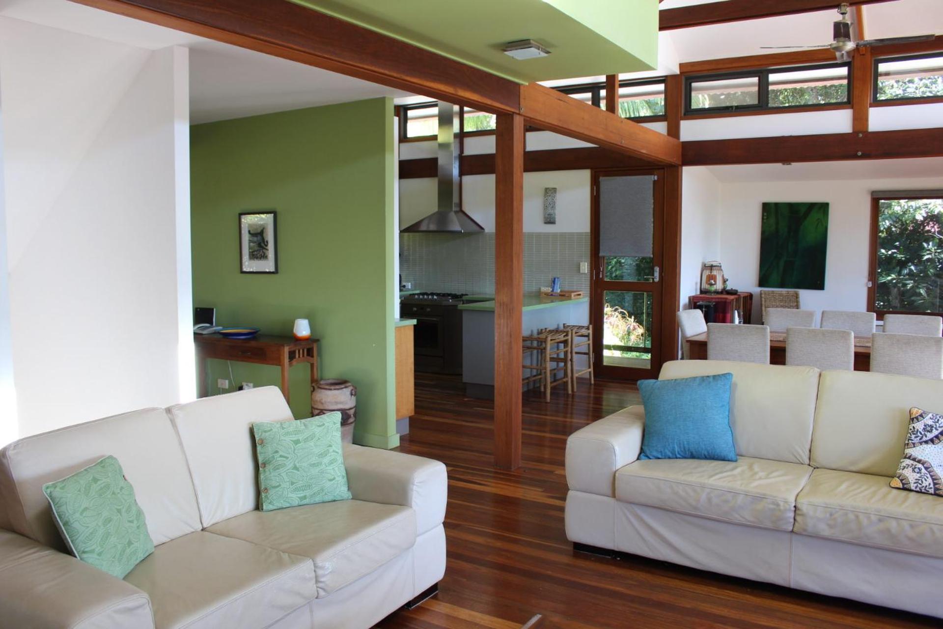 Three-Bedroom House photo 2