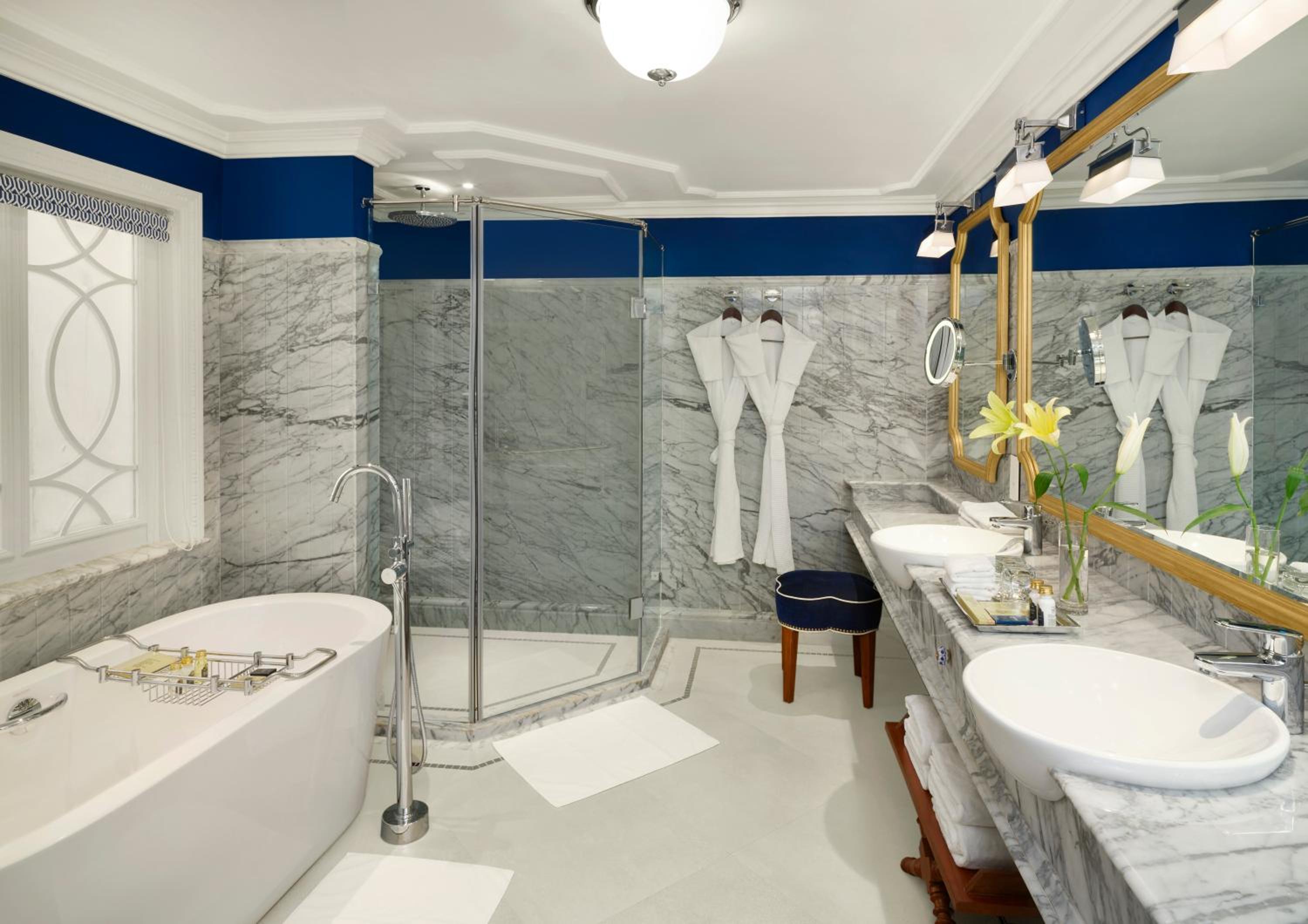 Presidential Villa – Three Bedrooms – 2 Way Airport transfers, Access to Hermitage Lounge, Cocktail Hours (6pm to 8pm), 15% Discount on Food & Beverages, SPA photo