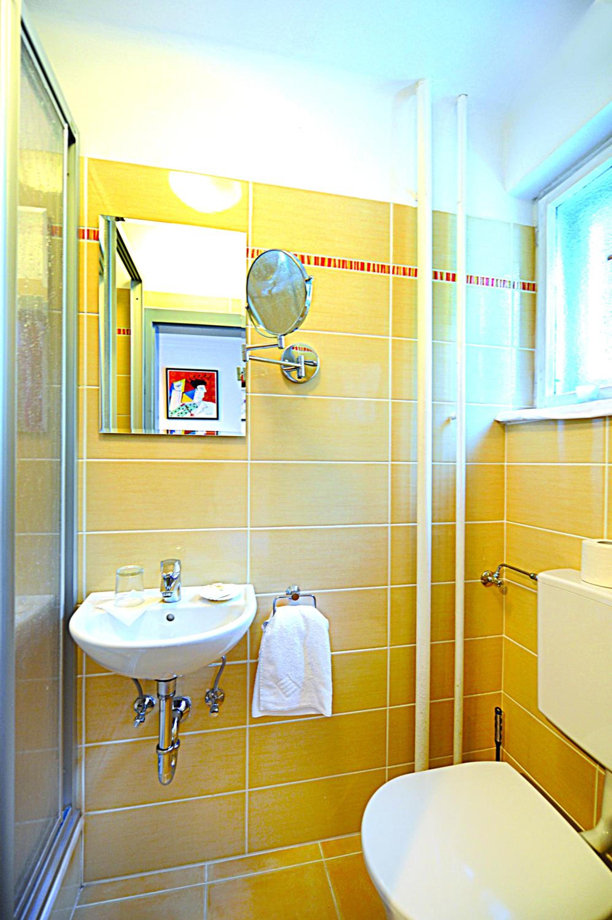 Single Room photo 2