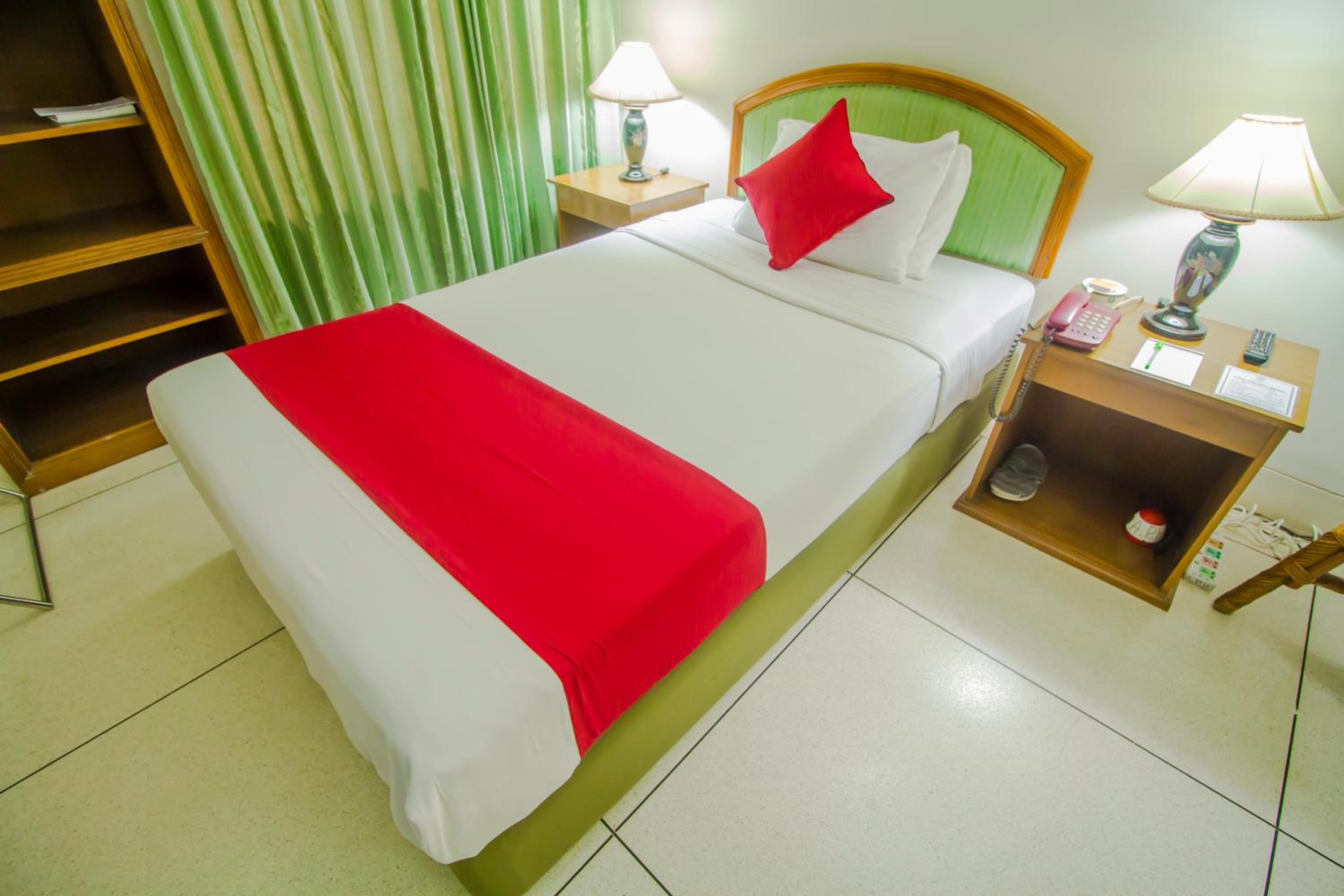 Deluxe Single Room photo 3