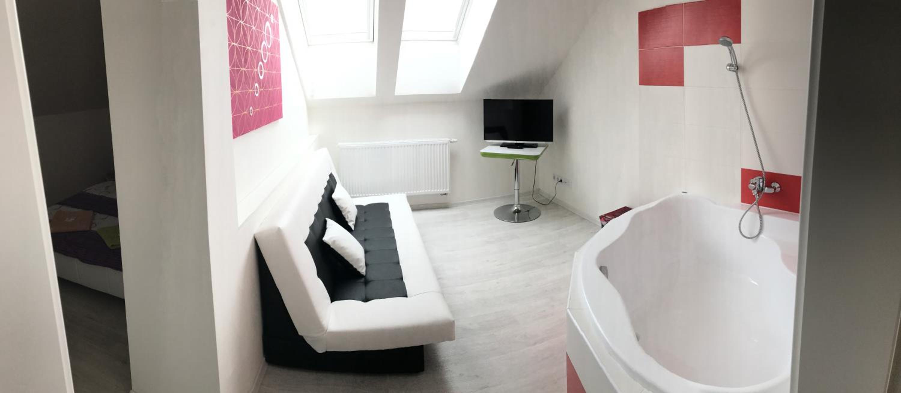 Deluxe Double Room - Photo 5