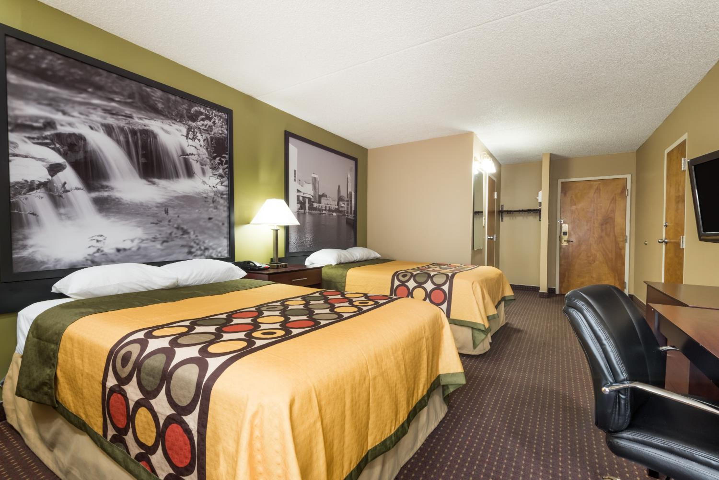 Double Room with Two Double Beds - Non-Smoking - Photo 4
