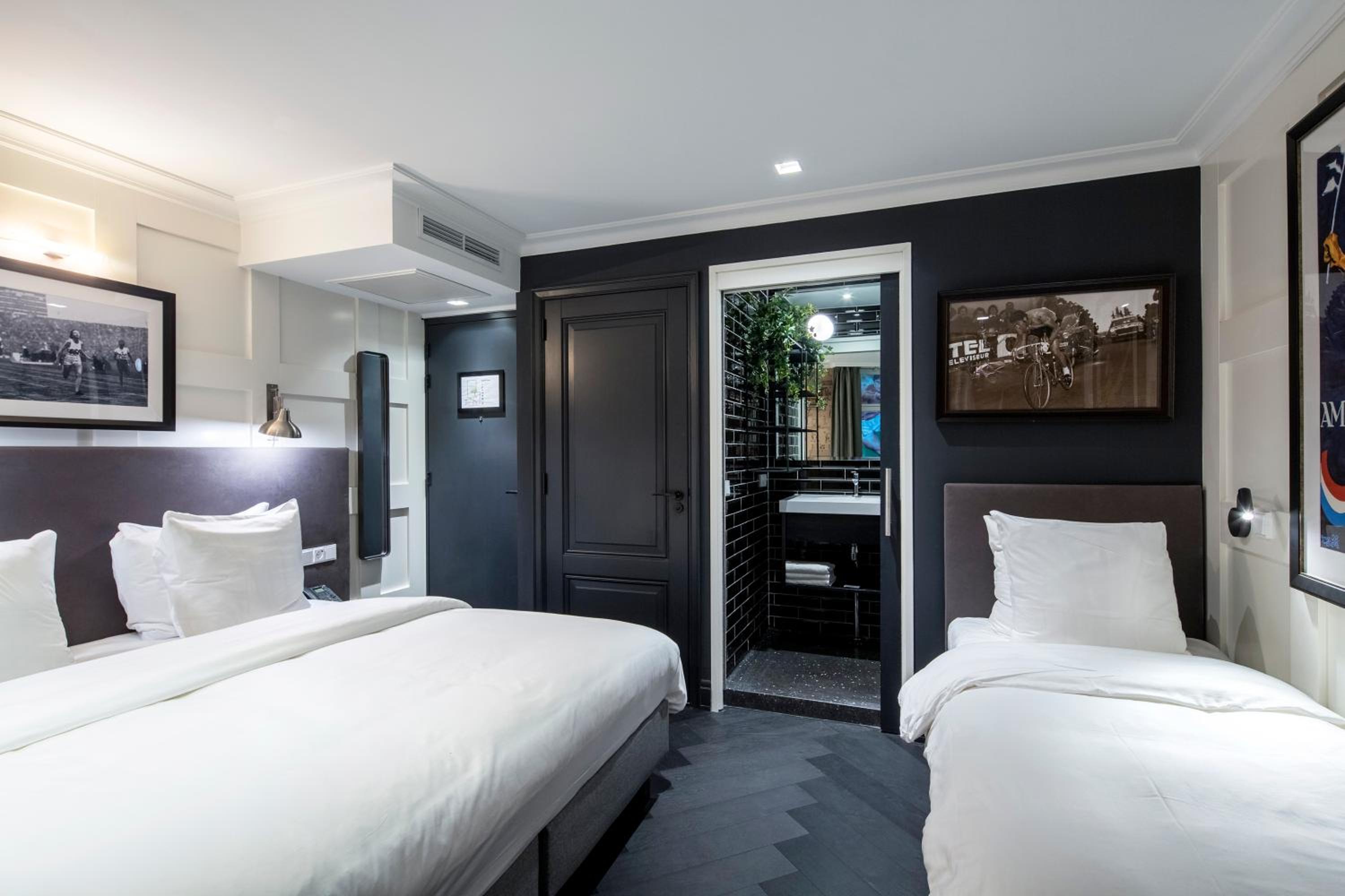  Deluxe Cellar Triple Room