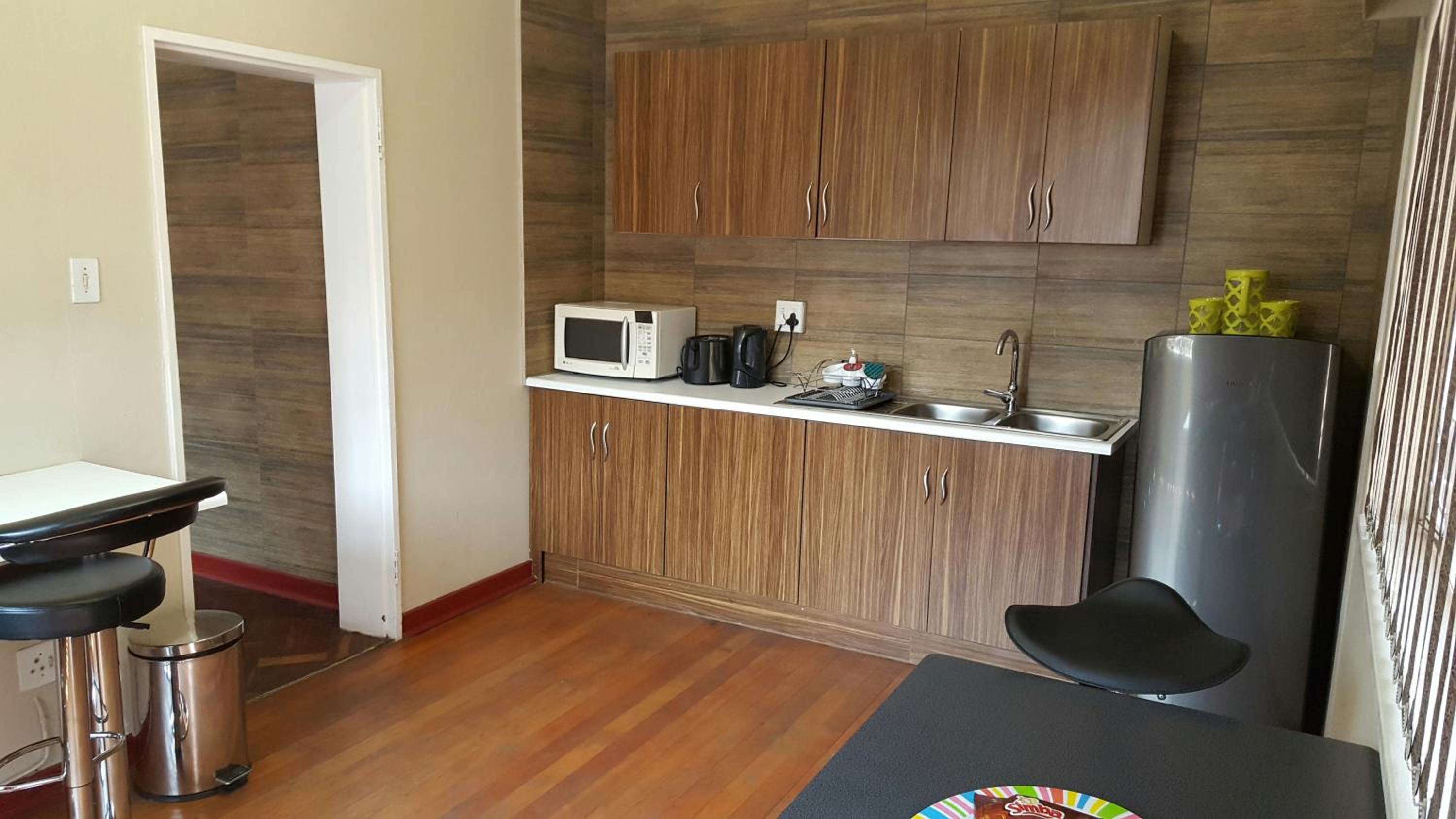 Family Studio - Photo 2