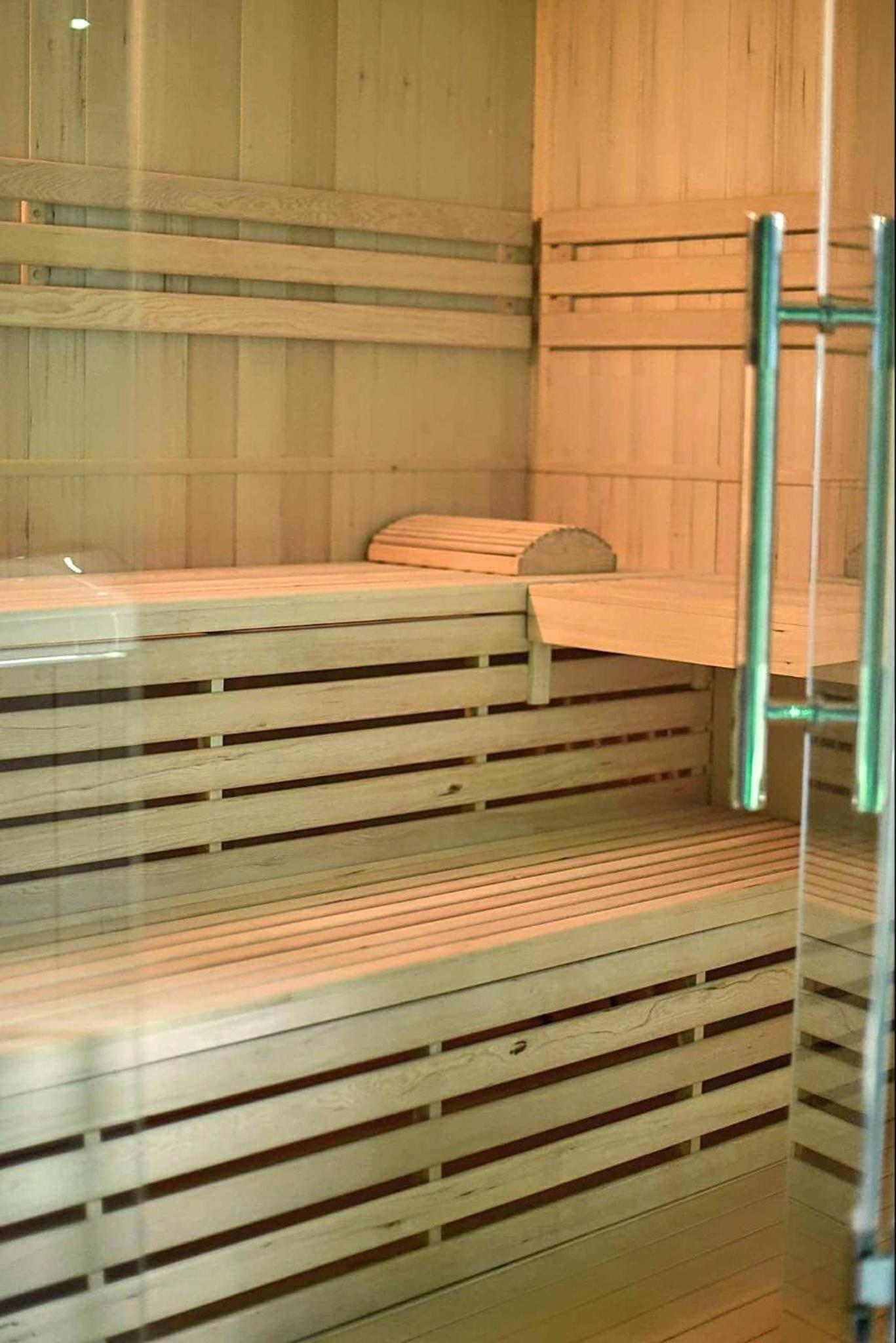 King Suite with Spa Bath photo 1