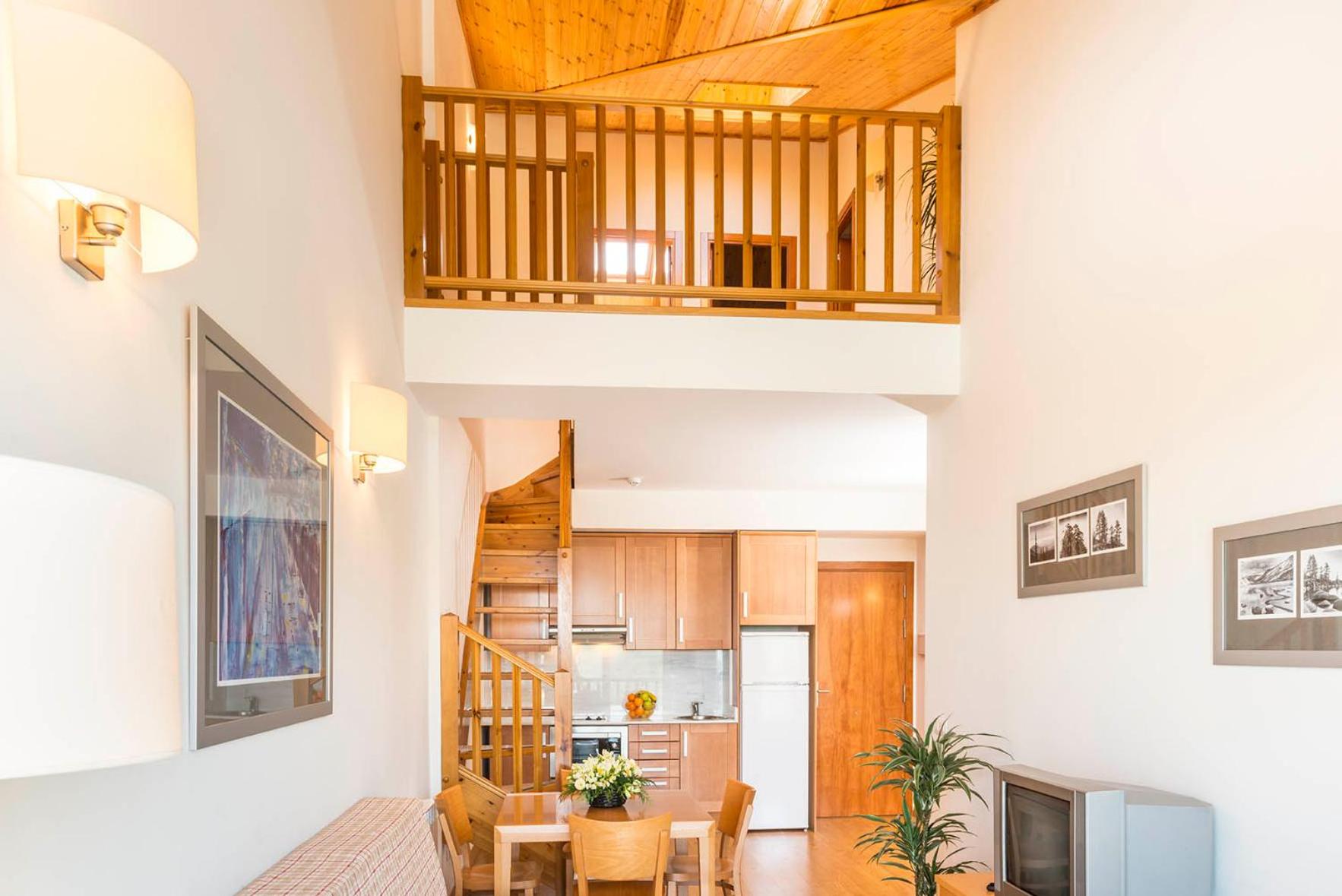 Apartamento Dúplex con Terraza