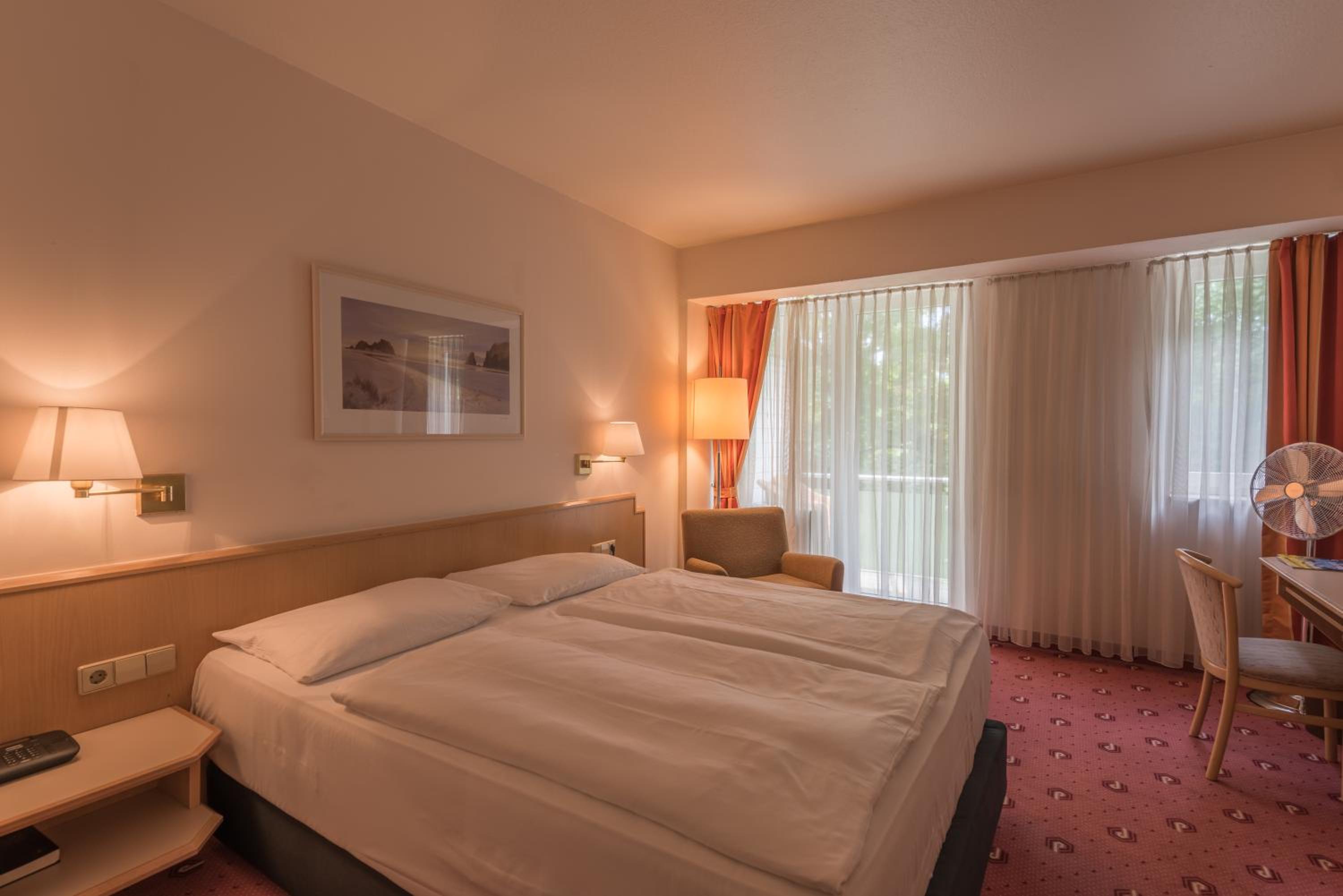 Standard Double Room - Photo 15