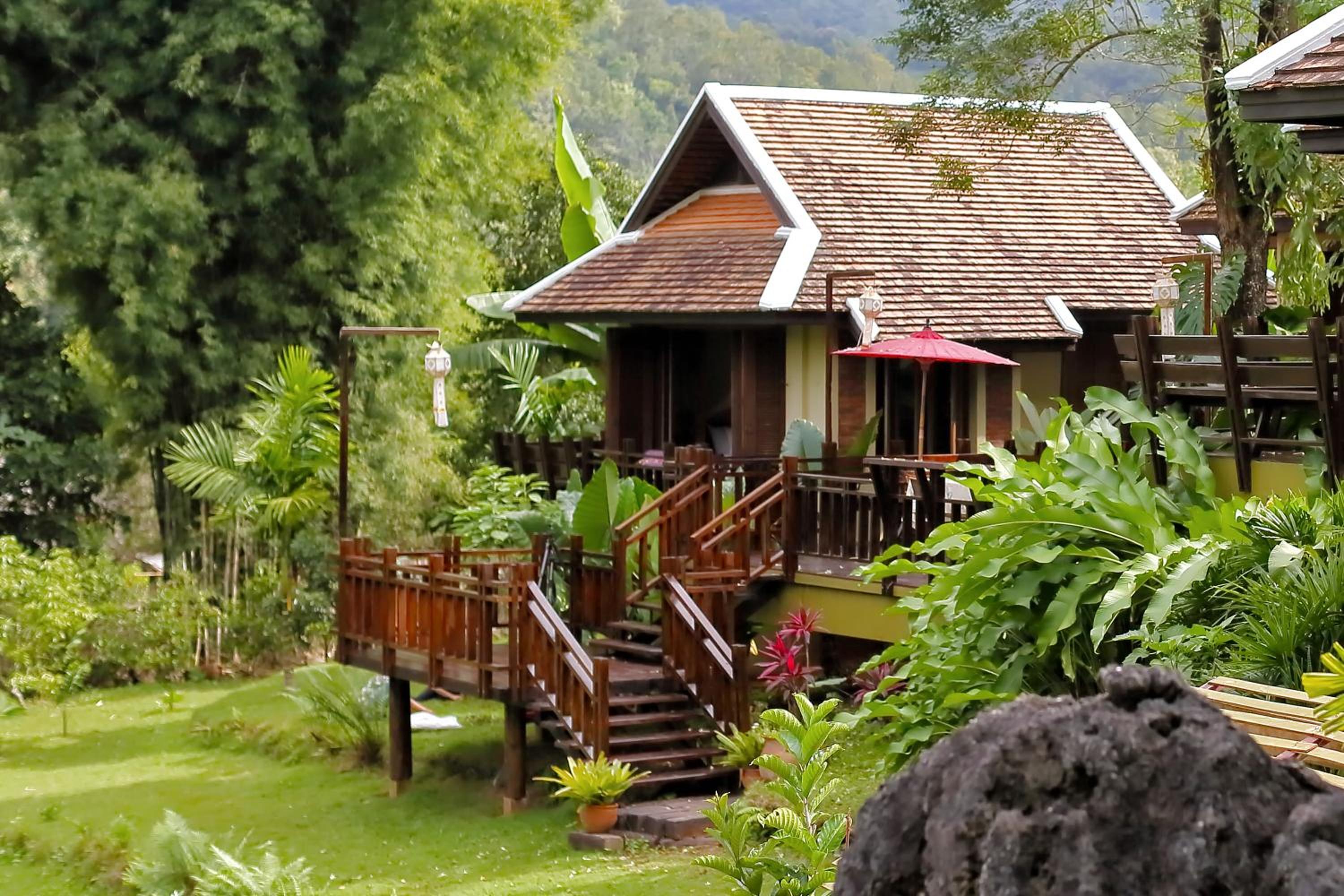 Deluxe Double Room with Shower - Photo 9