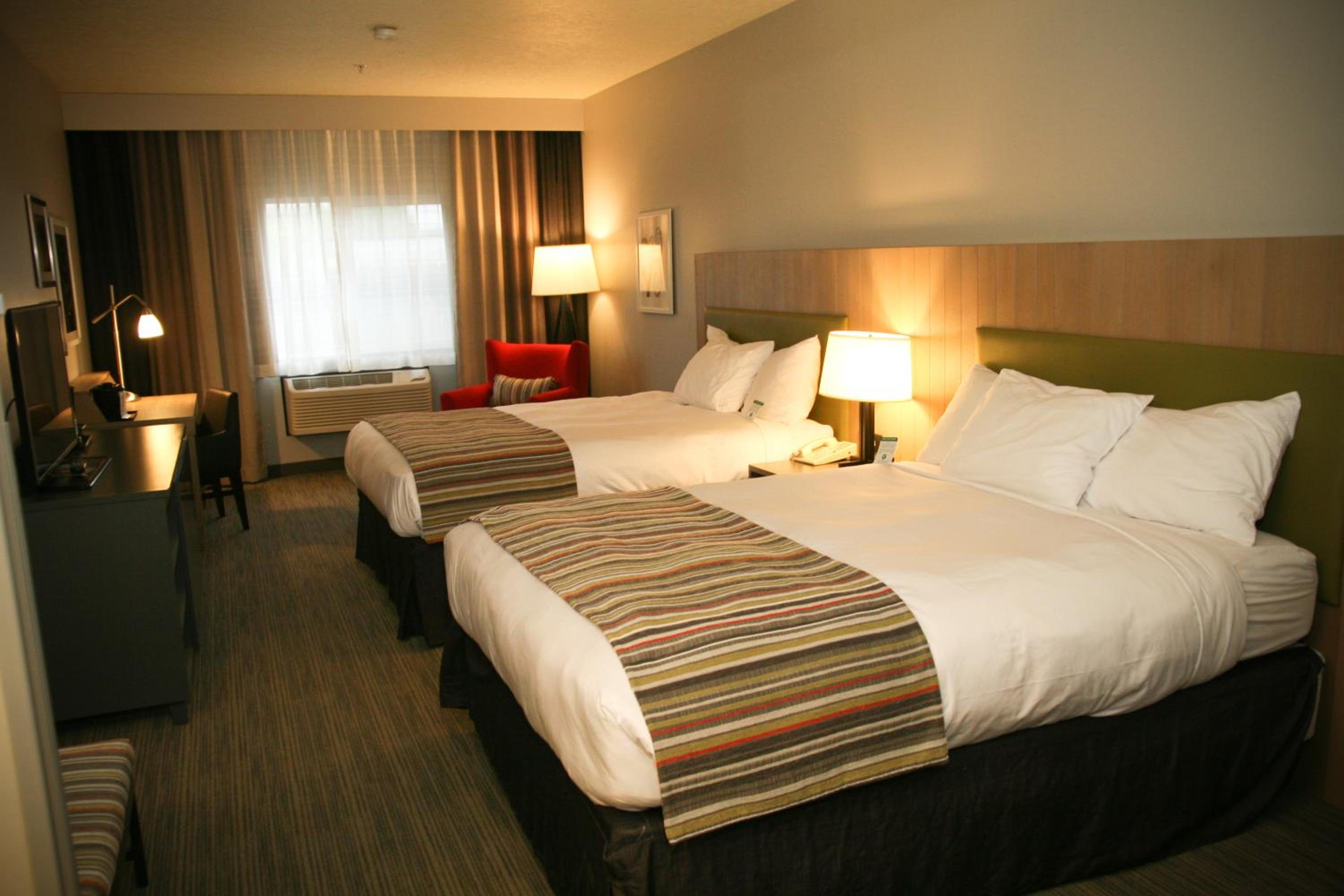 Queen Room with Two Queen Beds - Non-Smoking
