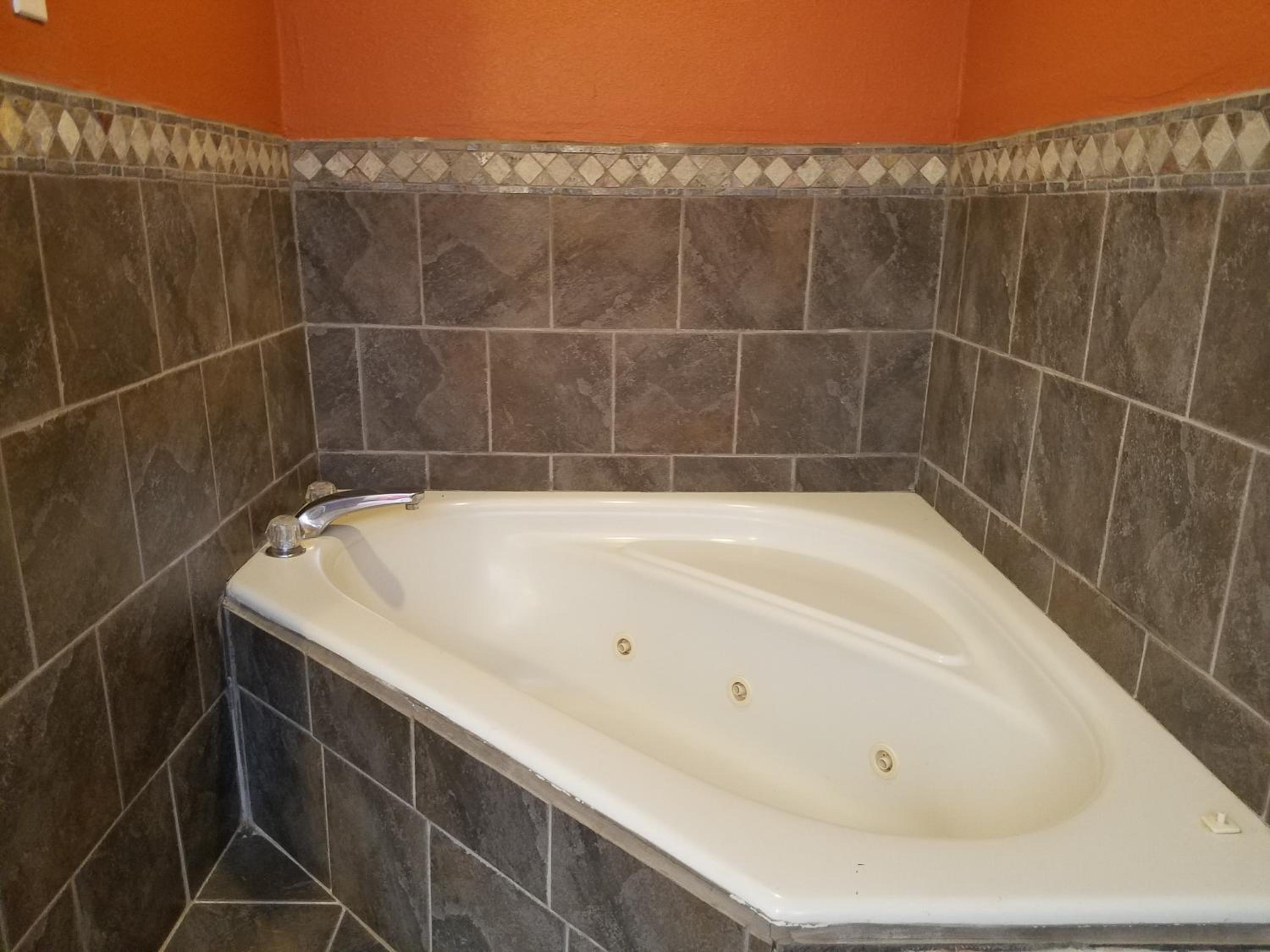 Deluxe Double Room with Jacuzzi 