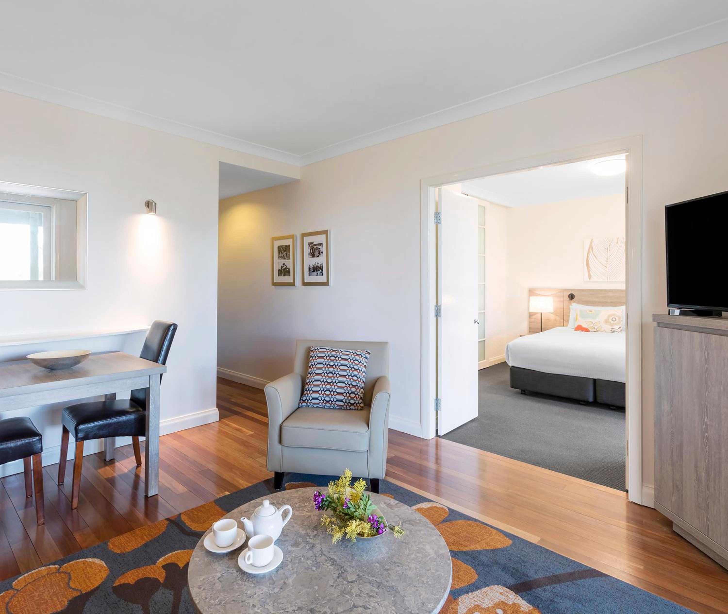 Premier One-Bedroom Villa - No Housekeeping - Photo 7
