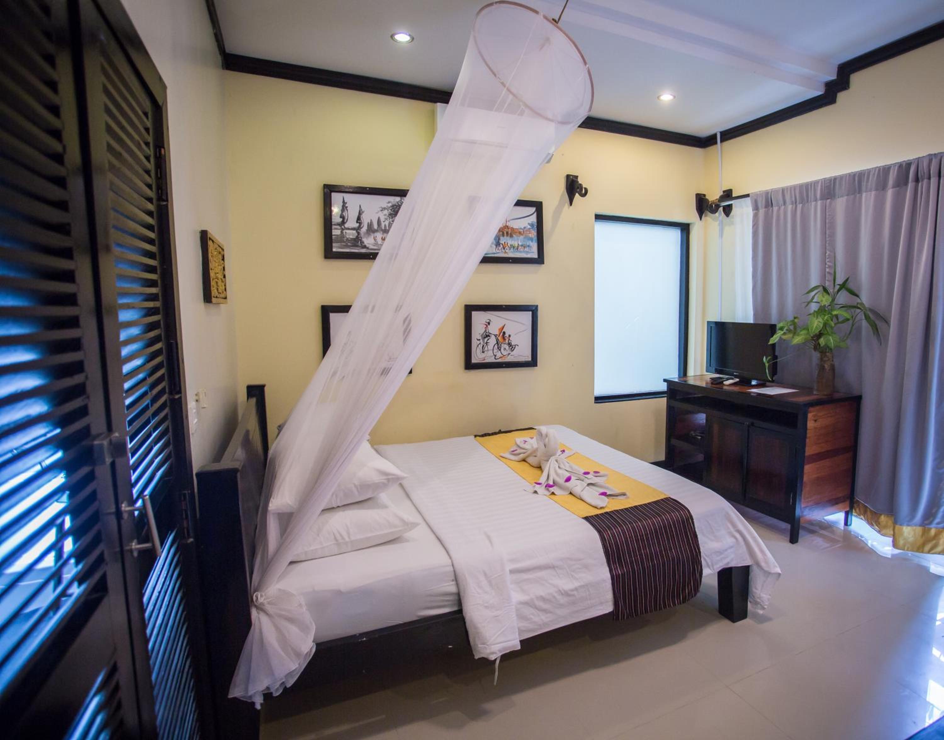Family Room with Two Bedrooms - Photo 4