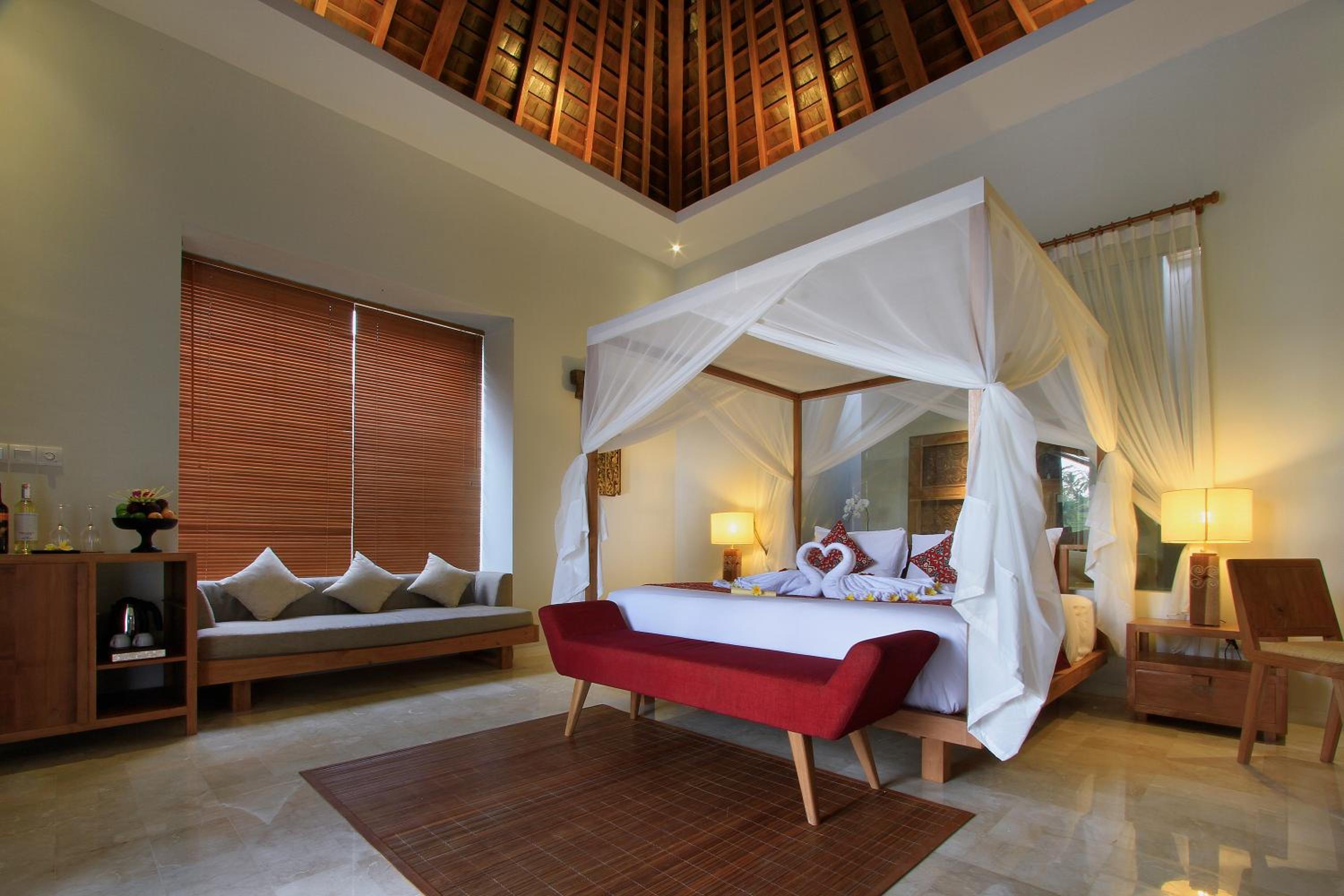 One-Bedroom Royal Pool Villa with Rice Terrace View photo 1