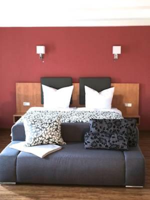 Deluxe Family Suite photo 1