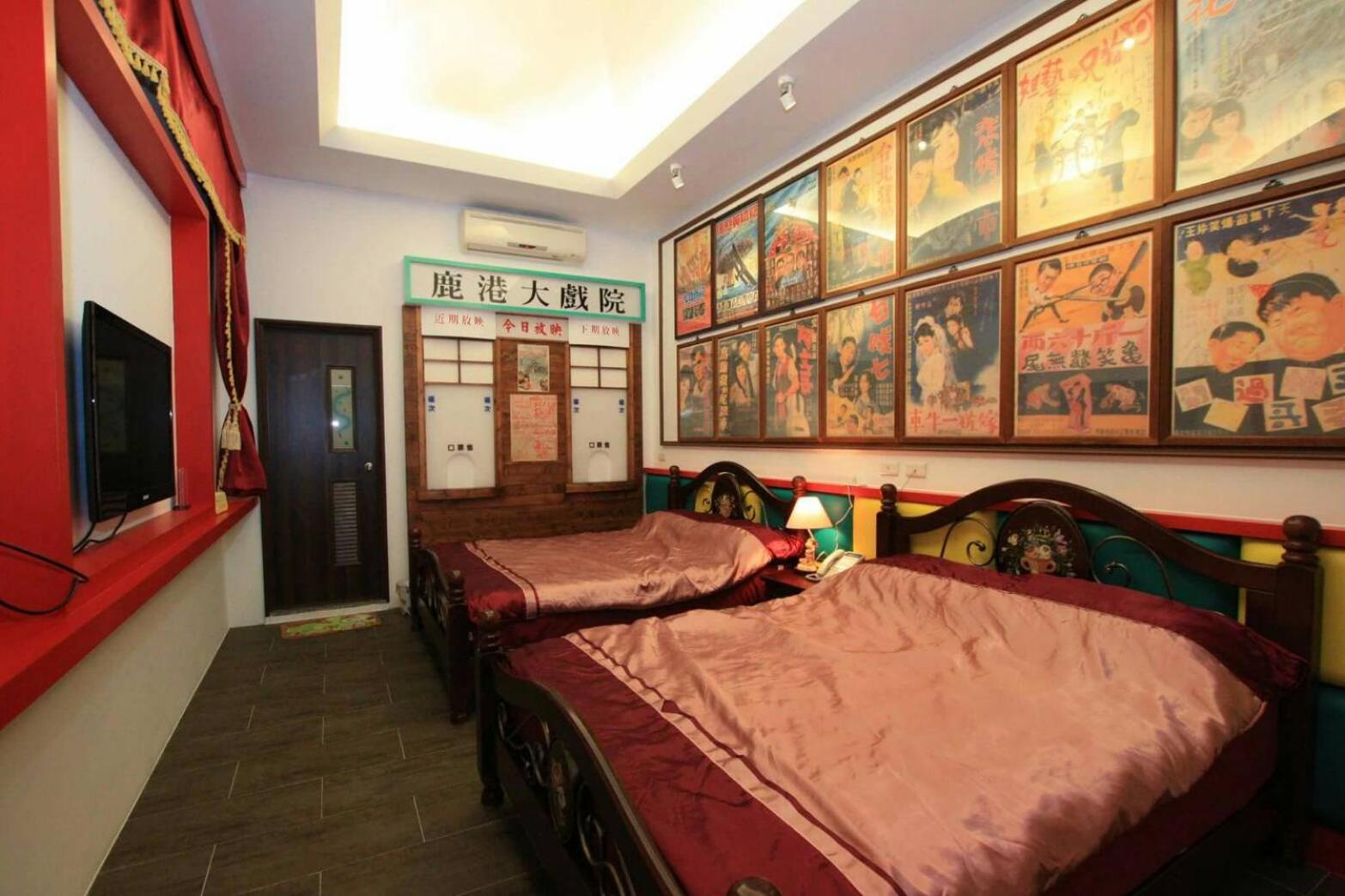 Quadruple Room with Private Bathroom photo 2