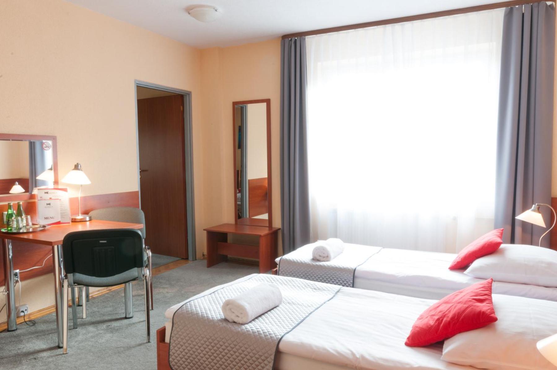 Premium Quadruple Room - Photo 4