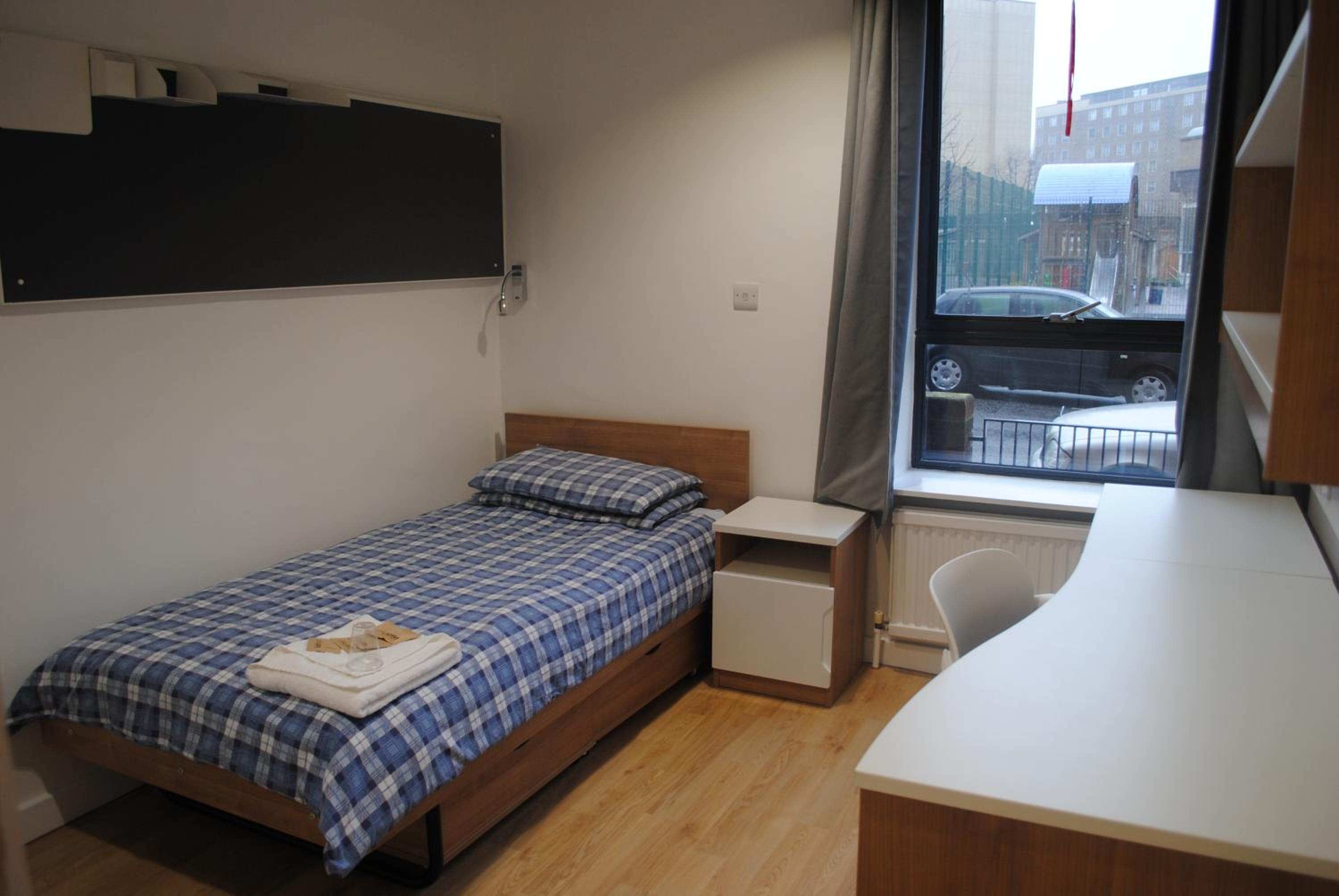 Standard Single Room with Shared Bathroom photo 2
