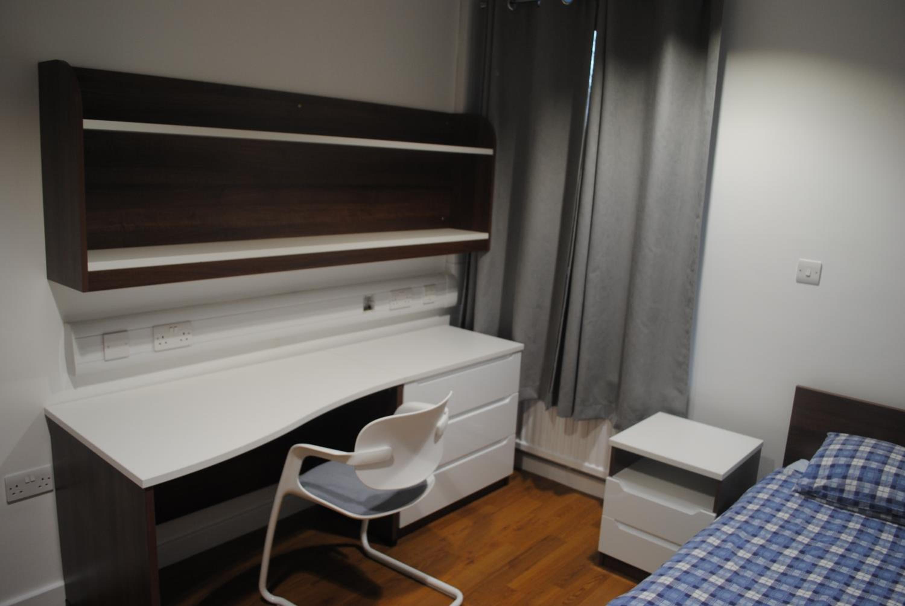 Standard Single Room with Shared Bathroom photo 3
