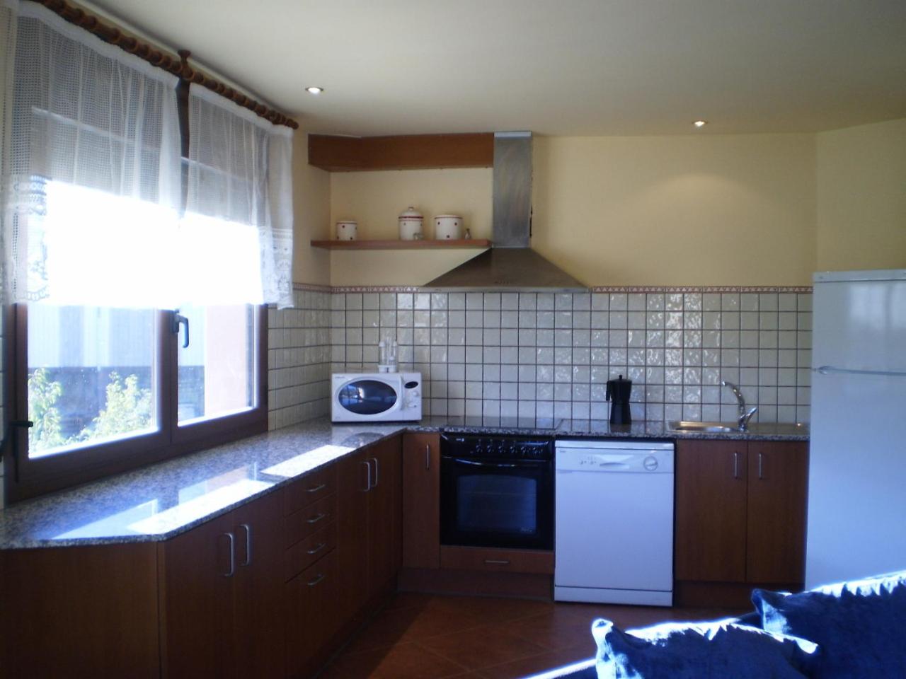 Five-Bedroom Apartment photo 3