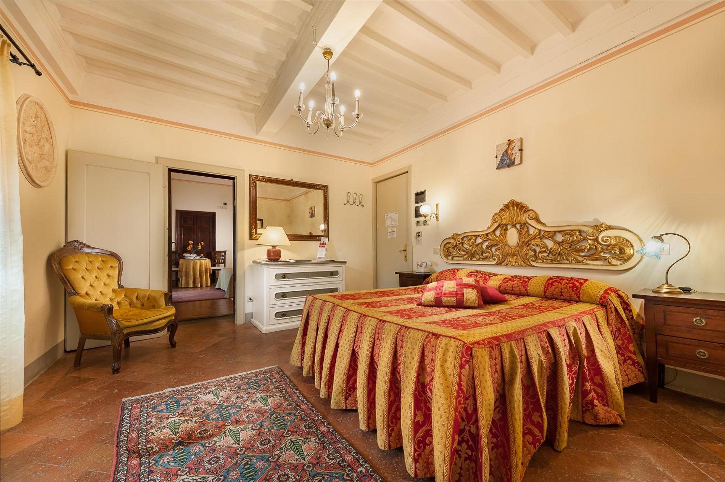 Quadruple Room - Photo 1